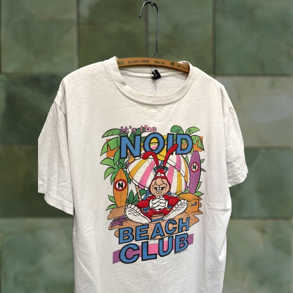 Anvil VINTAGE 80s Dominos Pizza Noid Beach Club White Tee Shirt XL Mens T-Shirt White 80s Men Size US XL / EU 56 / 4 - 1 Thumbnail