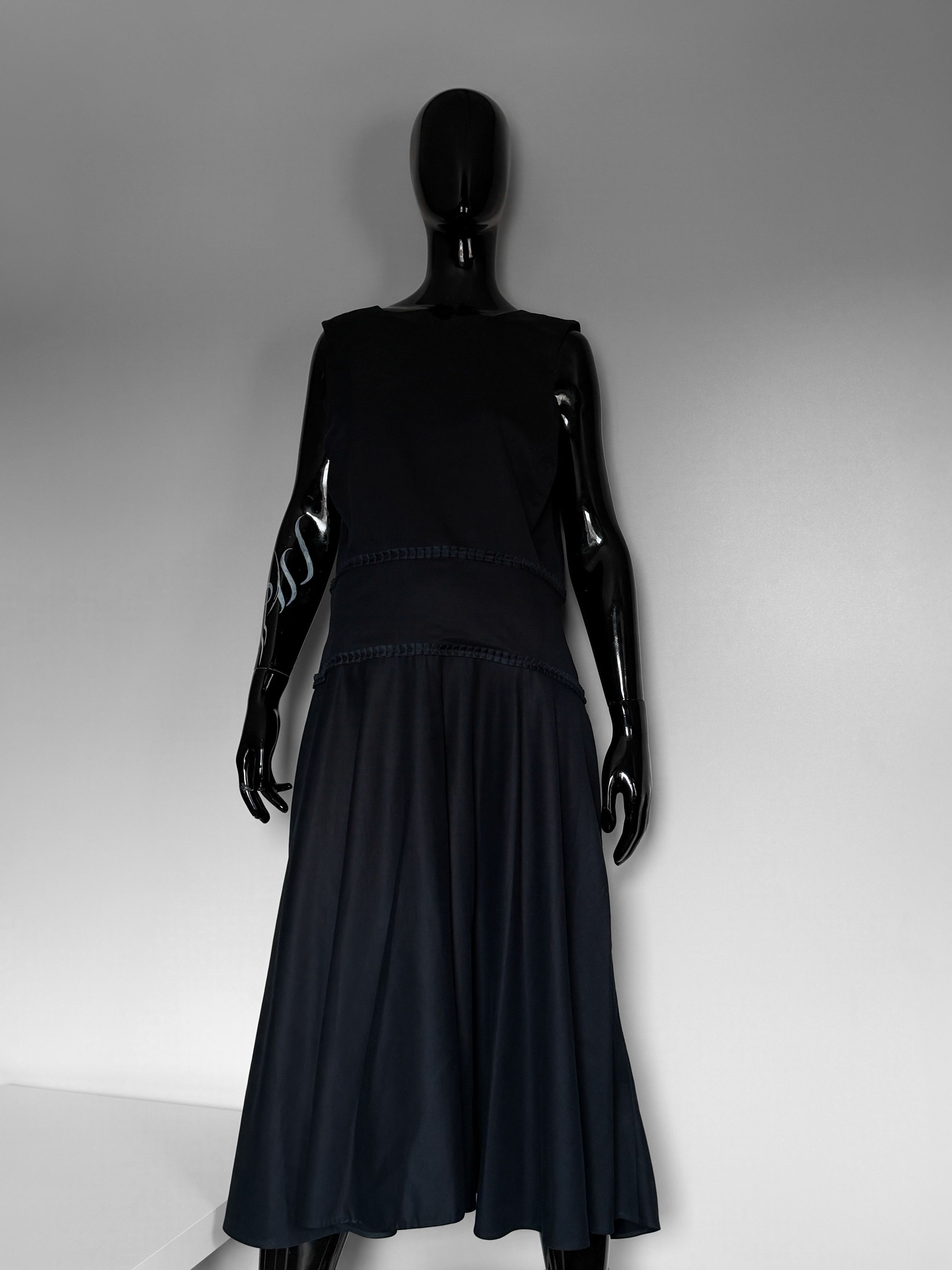 Other Varana London Luxury Navy Sleeveless Dress Cotton Lining Size L / US 10 / IT 46 - 1 Thumbnail