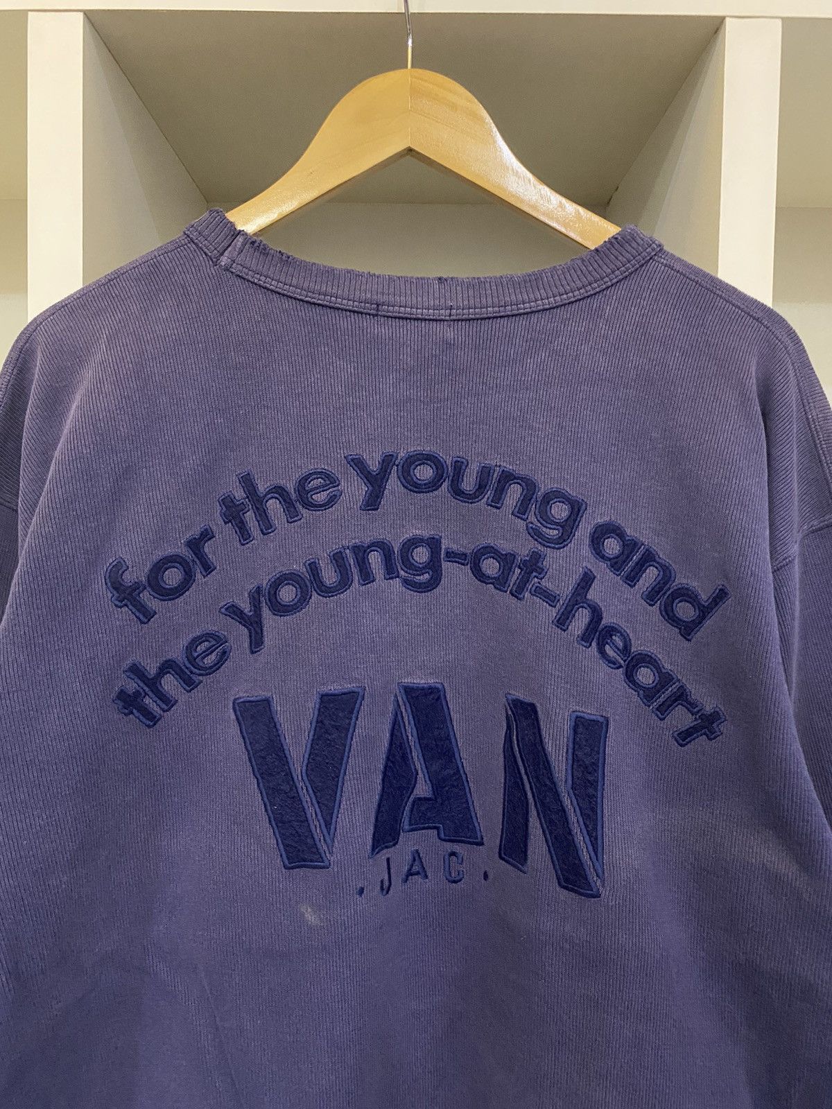 Japanese Brand × Van × Vintage Vintage Van Jac Back Logo Sweatshirt Size US L / EU 52-54 / 3 - 1 Thumbnail
