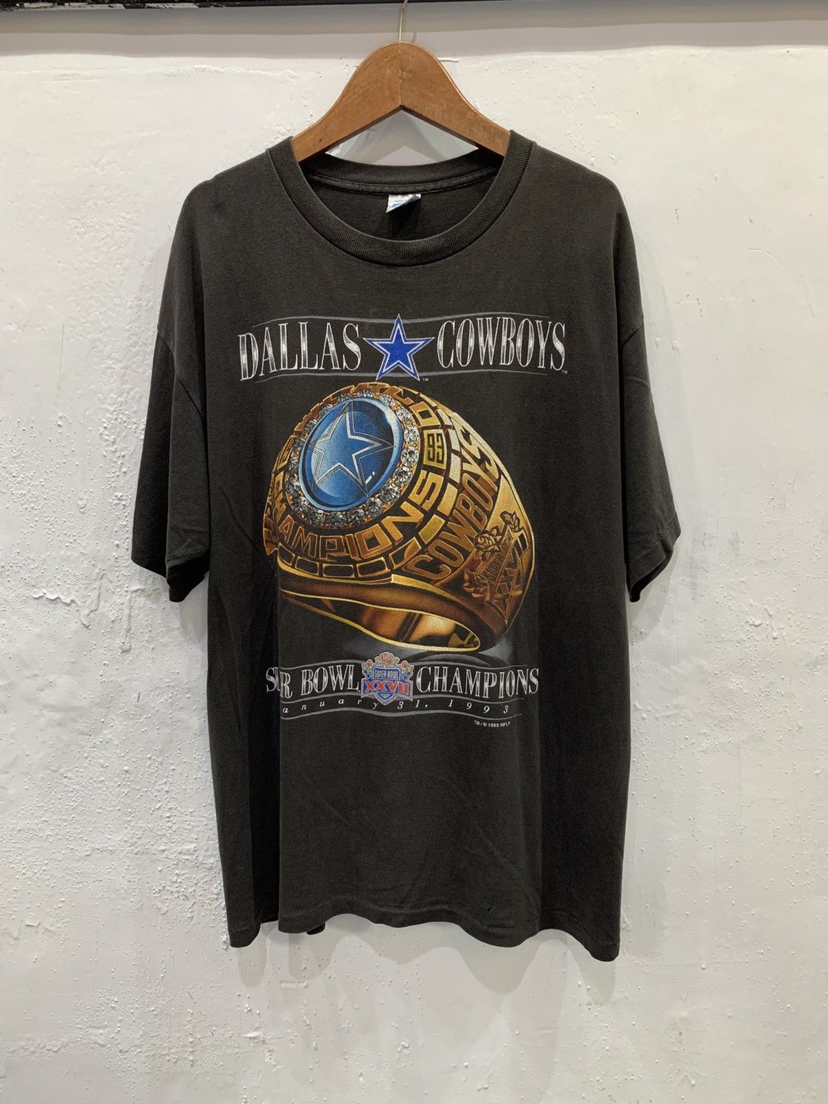 Vintage DALLAS COWBOYS VINTAGE 1993 Size US XL / EU 56 / 4 - 1 Thumbnail