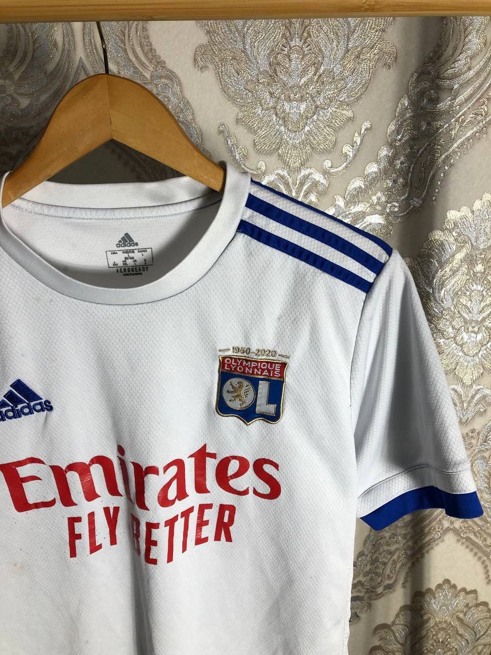 Adidas VINTAGE ADIDAS OLYMPIQUE LYONNAISE LYON FRANCE SOCCER JERSEY Size US L / EU 52-54 / 3 - 3 Thumbnail