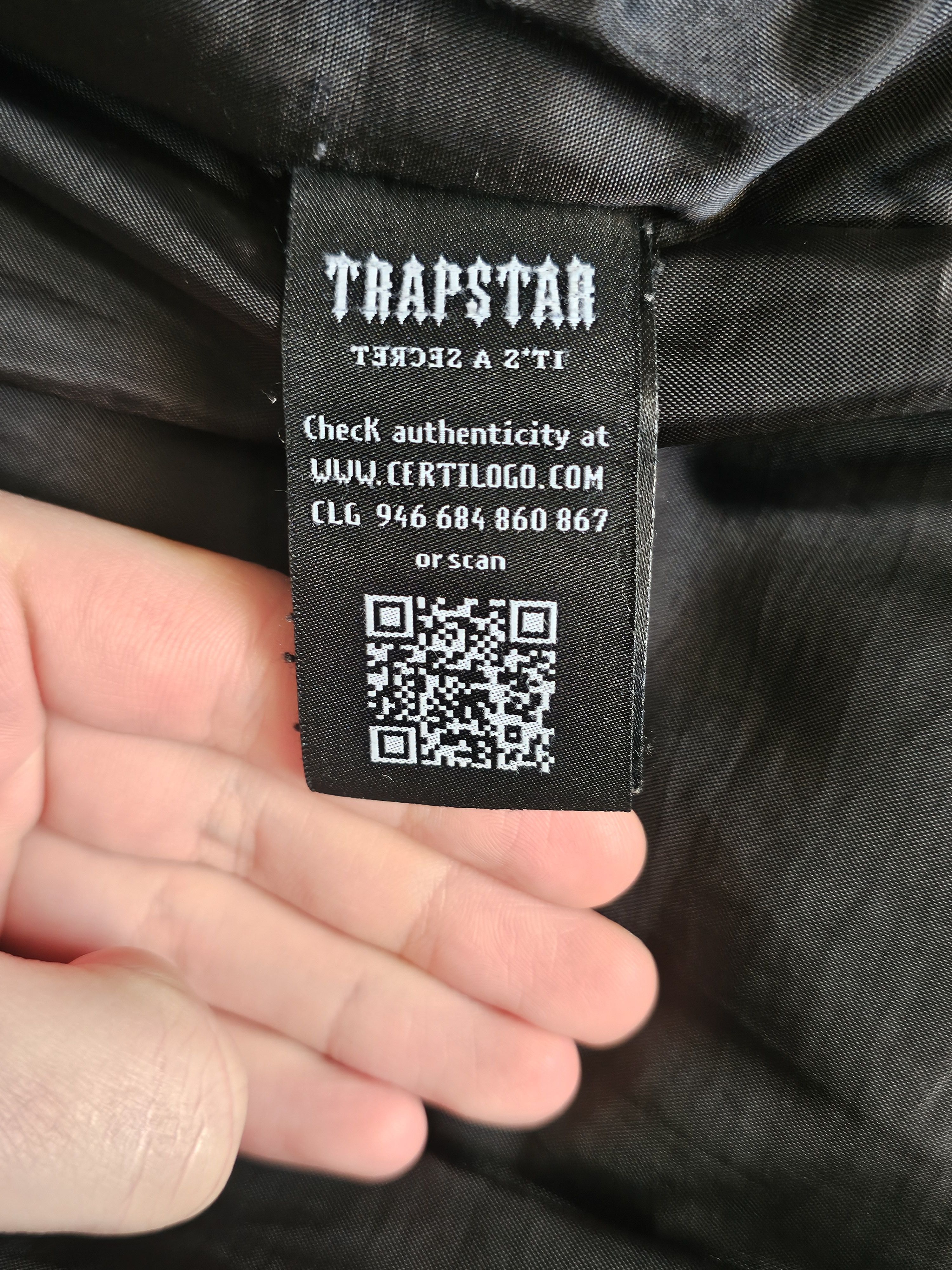 Trapstar London Trapstar irongate decoded 2.0 puffer Size US M / EU 48-50 / 2 - 7 Thumbnail