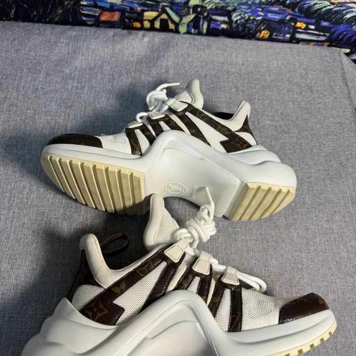 Louis Vuitton Louis Vuitton Archlight Classic Sneakers for Women -2508 Size US 6 / IT 36 - 7 Thumbnail