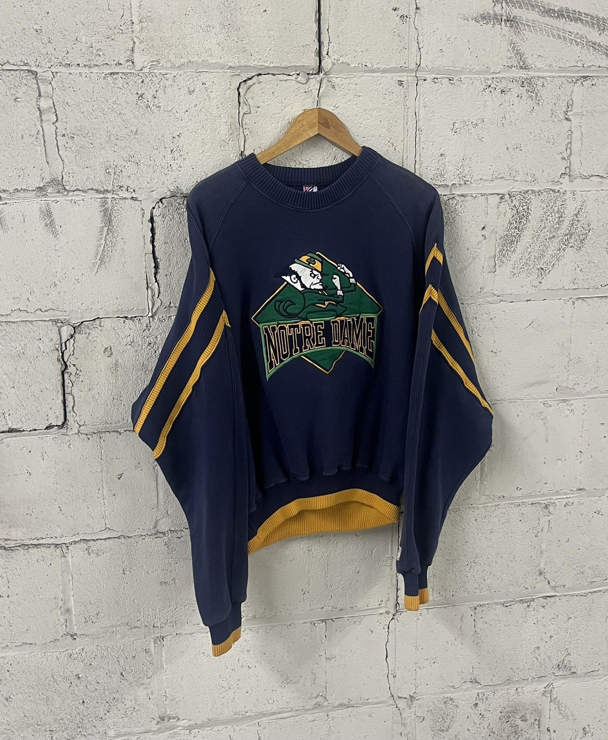 The Game Notre dame vintage 90s boxy fit sweatshirt sports rare Size US XL / EU 56 / 4 - 1 Thumbnail
