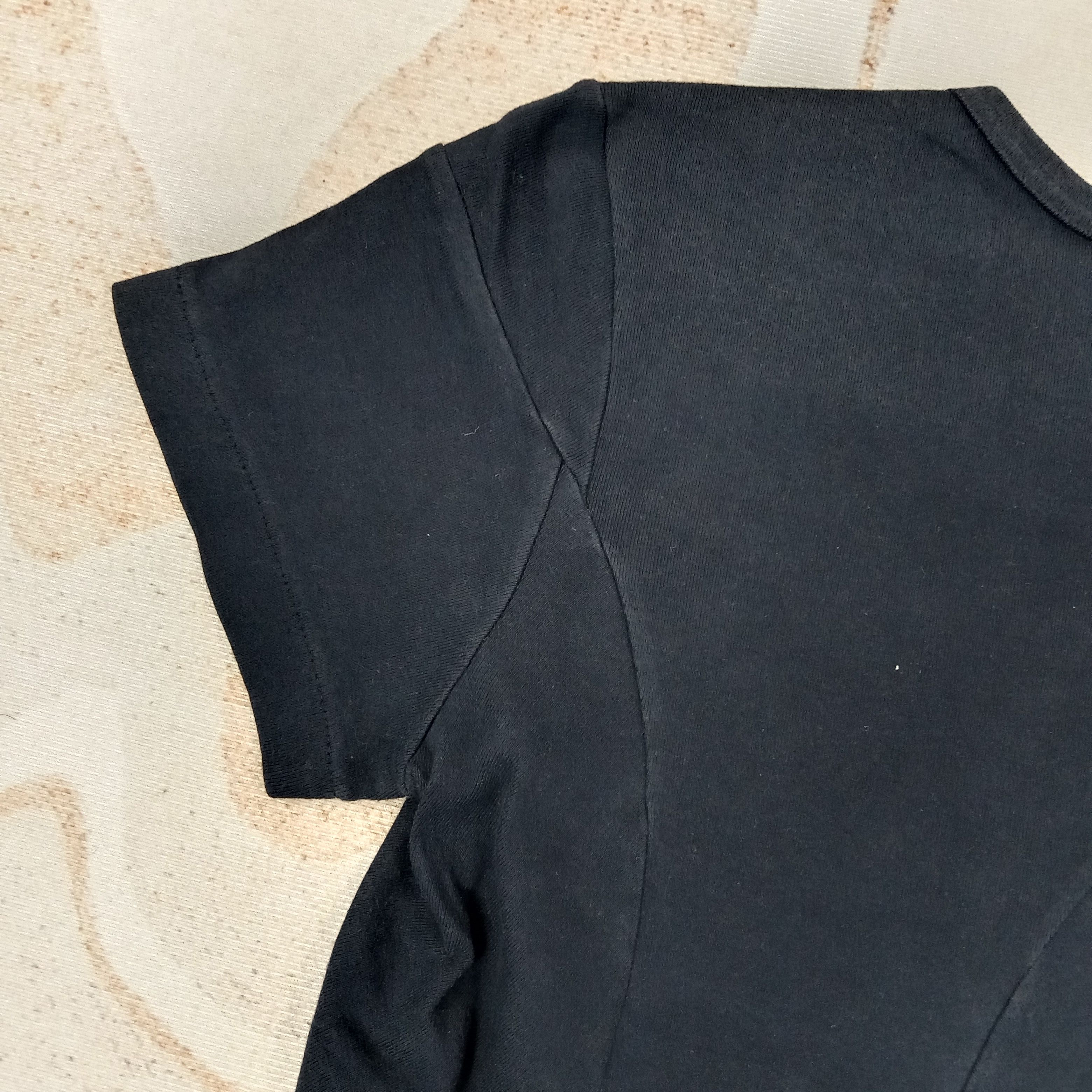 Tricot Comme des Garcons Tricot Comme Des Garcons Rare Tshirt C259N36 Size S / US 4 / IT 40 - 7 Thumbnail
