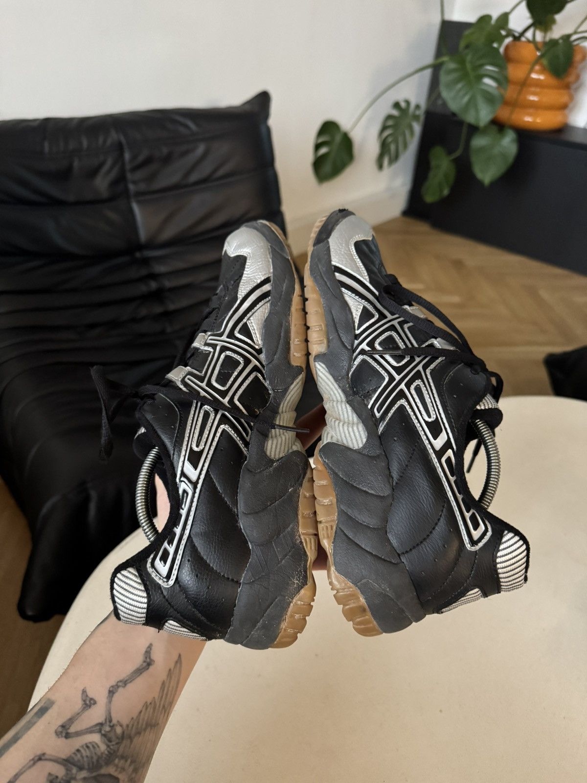 Asics ✨ Vintage ASICS Gel Trainer Shoes Sneakers Hype Y2k Vibe Size US 9.5 / EU 42-43 - 5 Thumbnail