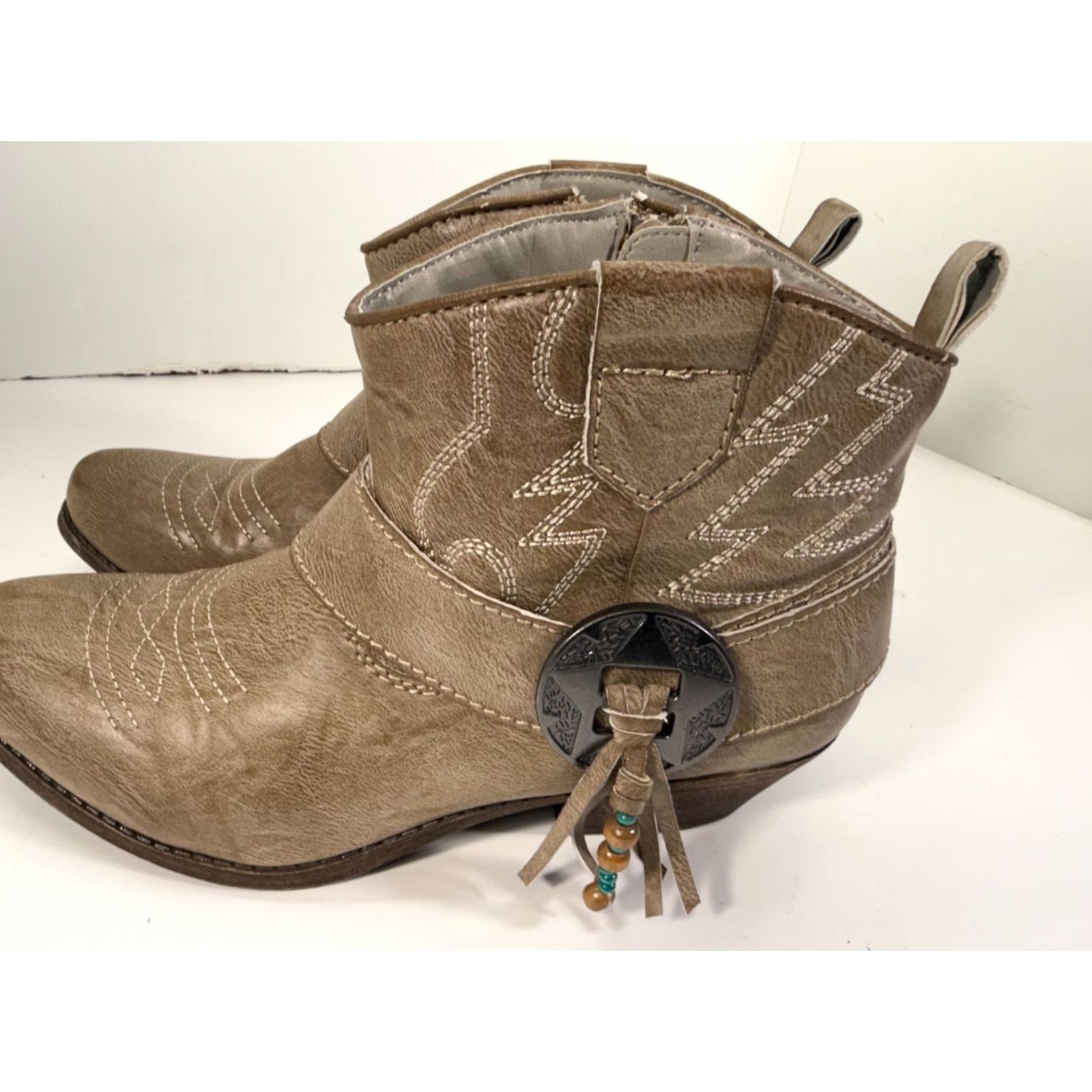 Vintage Big Buddha Western Ankle Bootie Womens 8M Brown Cowgirl Beaded Tassel Embroidered Boots Size US 8 / IT 38 - 5 Thumbnail