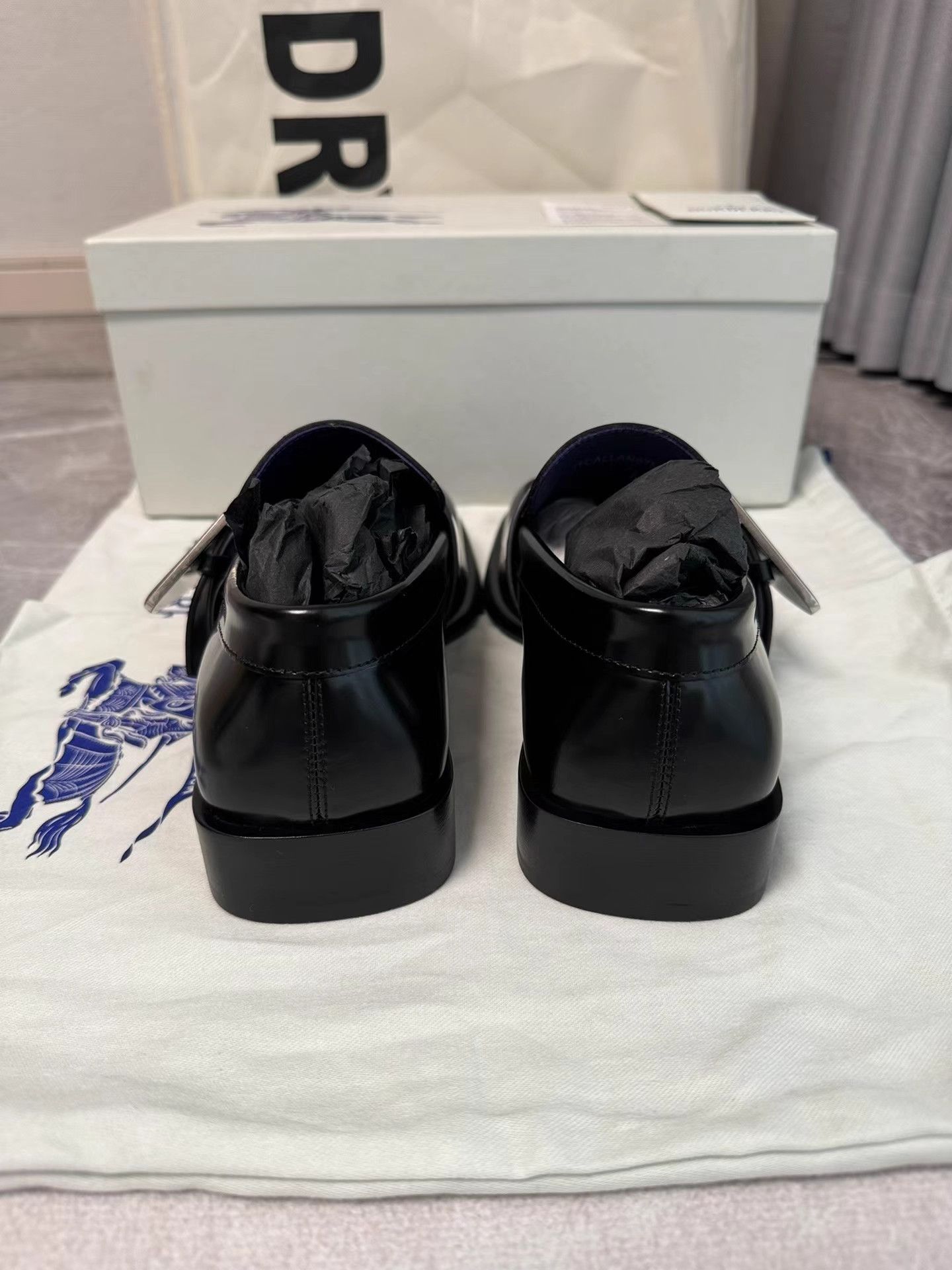 Burberry Burberry Shield Loafers K6 Size US 7 / IT 37 - 7 Thumbnail
