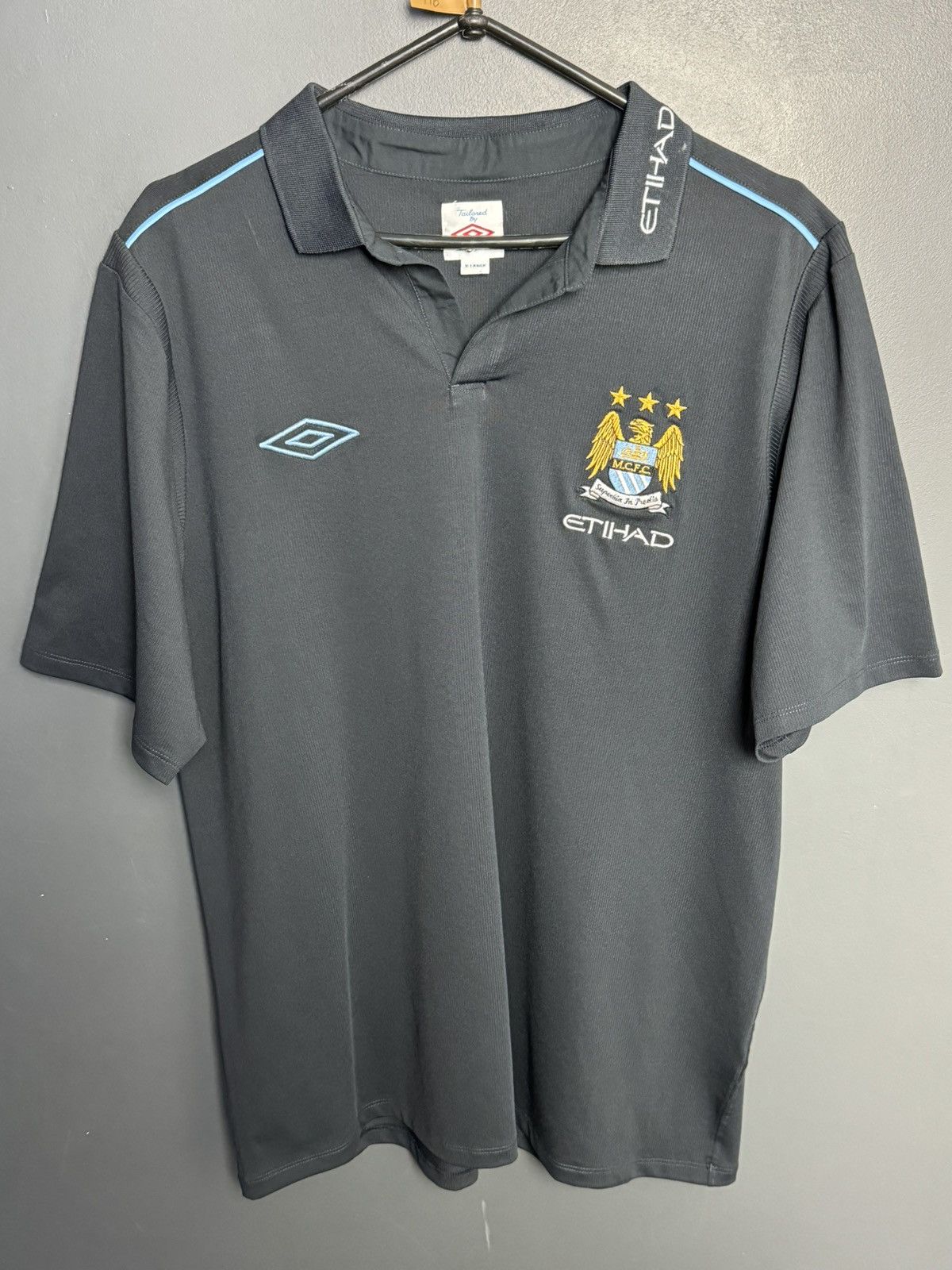 Umbro Manchester City Training Football T-Shirt Size US XL / EU 56 / 4 - 1 Thumbnail