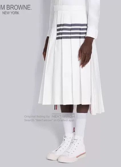 Thom Browne Thom Browne Pleated Skirt Half Size 25" / US 0 / IT 36 - 4 Thumbnail