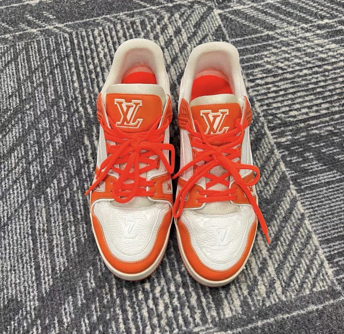 Louis Vuitton Louis Vuitton Trainer White & Orange Sneakers J42 Size US 8.5 / EU 41-42 - 2 Thumbnail