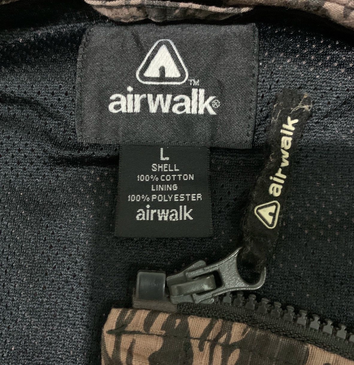 Airwalk VINTAGE AIRWALK TIGER CAMOUFLAGE COTTON HOODIE ZIPPER JACKET Size US L / EU 52-54 / 3 - 9 Thumbnail