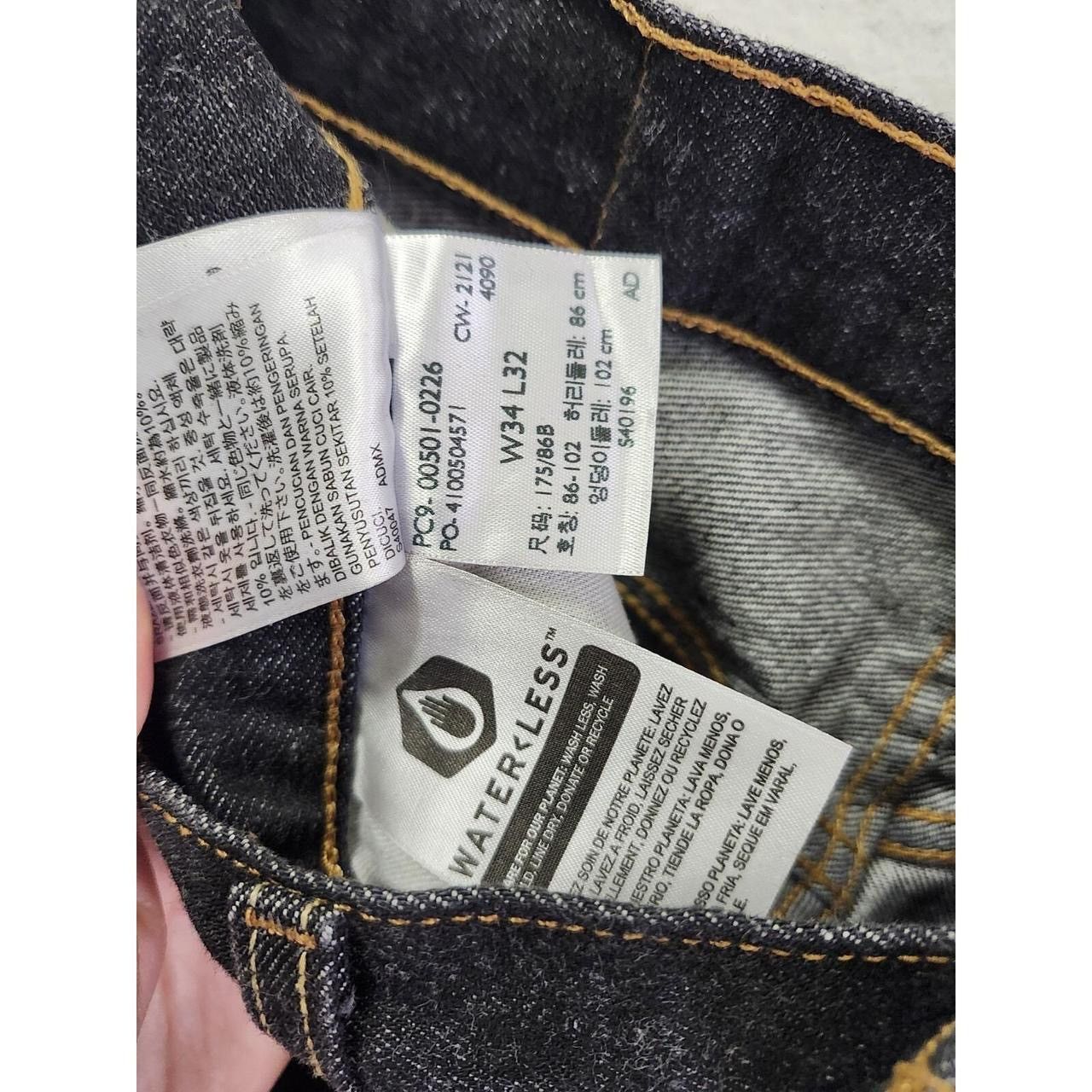 Levi's × Vintage LEVI LEVIS 501 STRAIGHT MEN'S BUTTON FLY BLACK DENIM JEANS Size US 34 / EU 50 - 6 Thumbnail