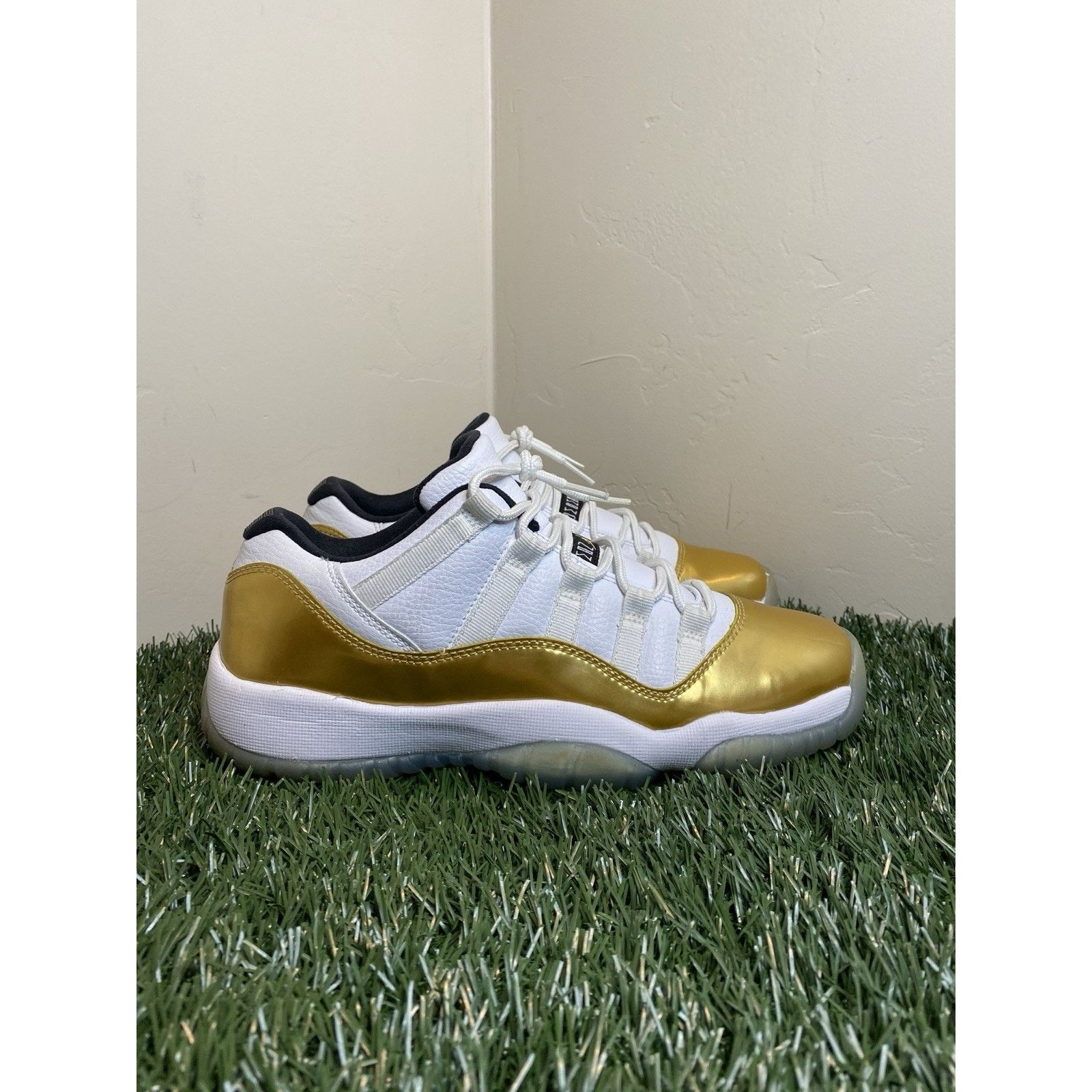 Nike Nike Air Jordan 11 Retro Closing Ceremony | Size 6.5Y Size US 6.5 / EU 39-40 - 1 Thumbnail