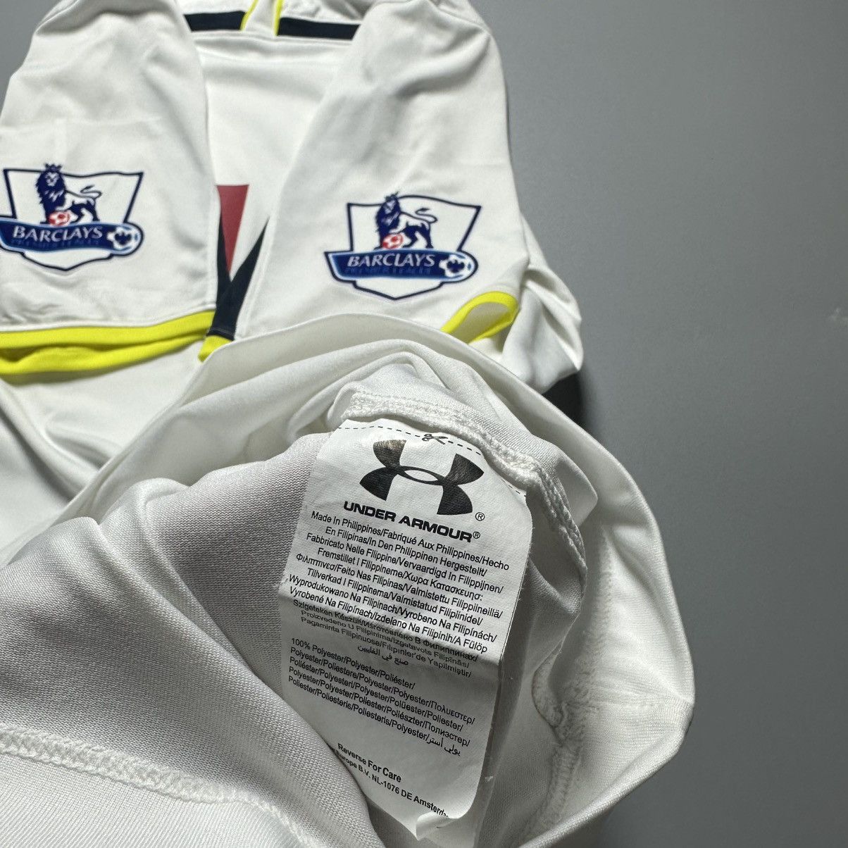Under Armour TOTTENHAM UNDER ARMOUR 2014/2015 FOOTBALL JERSEY #19 DEMBELE Size US L / EU 52-54 / 3 - 13 Thumbnail