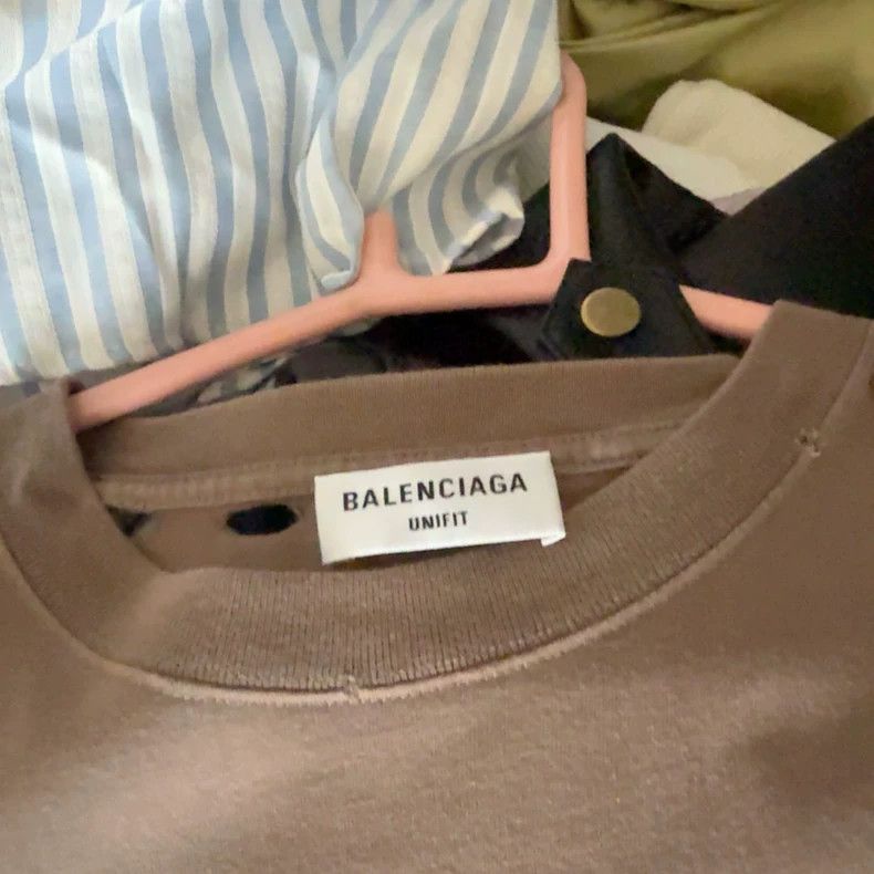 Balenciaga Balenciaga Ripped Short Sleeve T-Shirt, Size S Size US S / EU 44-46 / 1 - 3 Thumbnail