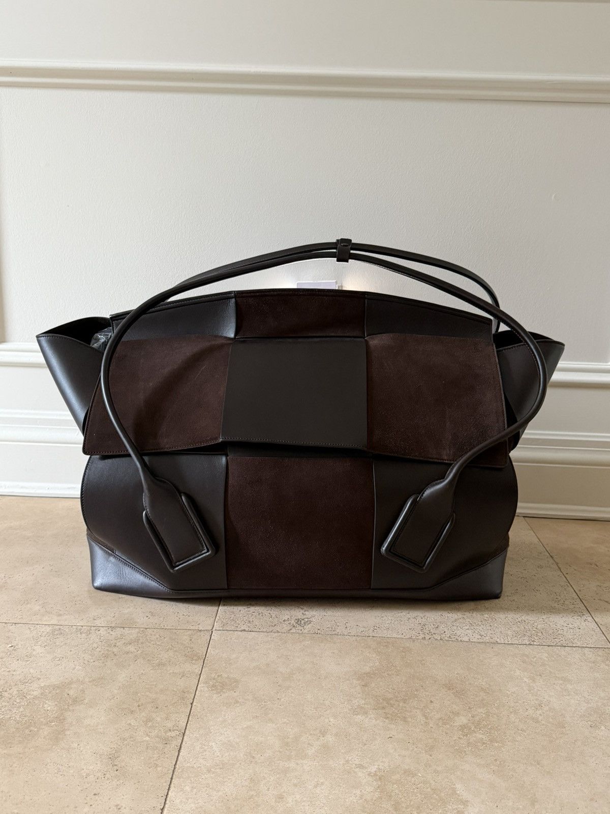Bottega Veneta Maxi Arco Tote/Duffle Bag