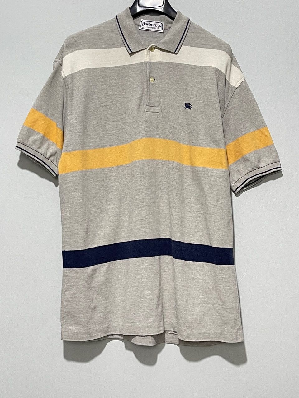 Burberry 🔥 vintage polo tshirt Burberry size L Size US L / EU 52-54 / 3 - 3 Thumbnail