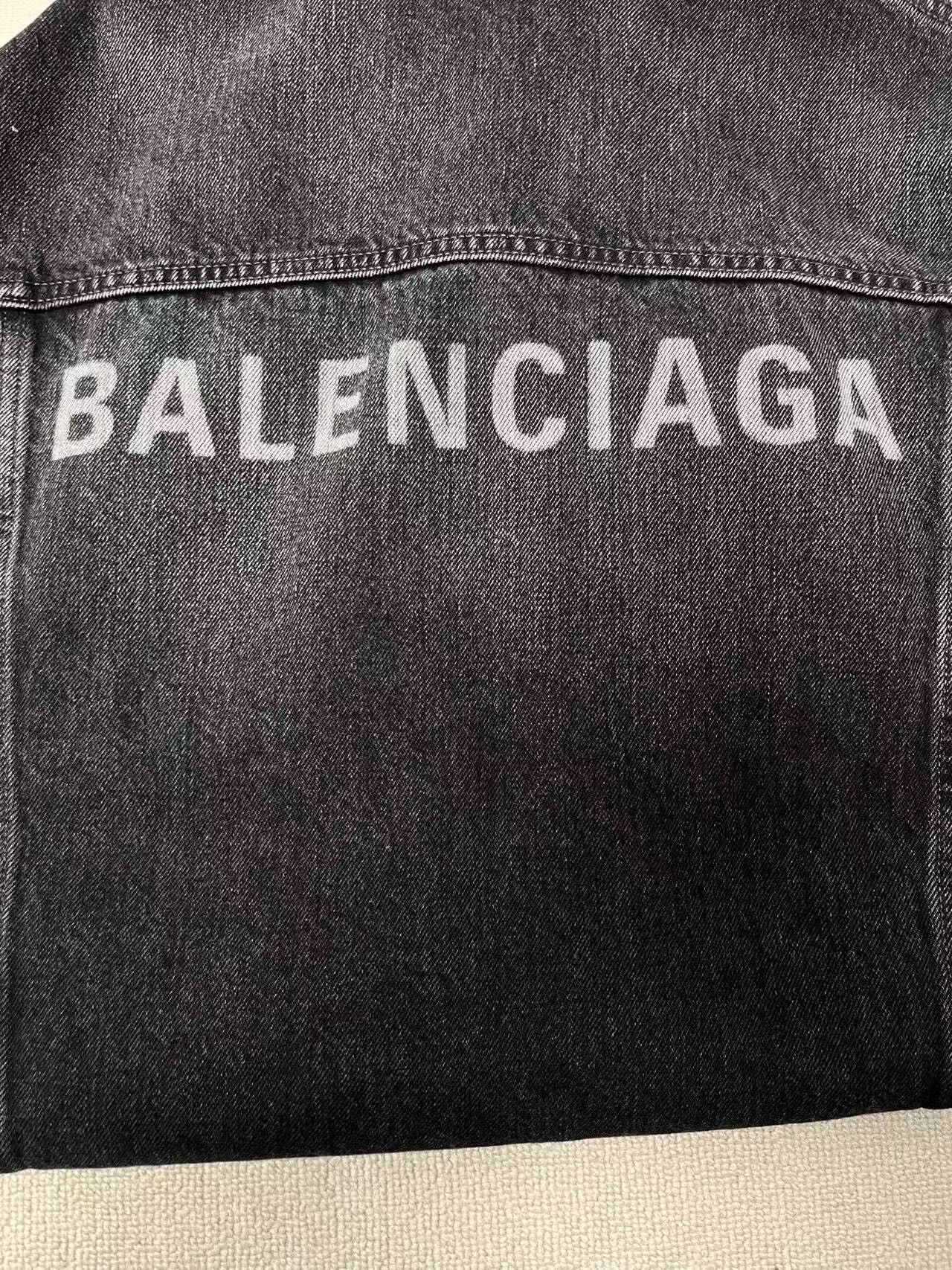 Balenciaga black oversized logo denim jacket Size US M / EU 48-50 / 2 - 3 Thumbnail