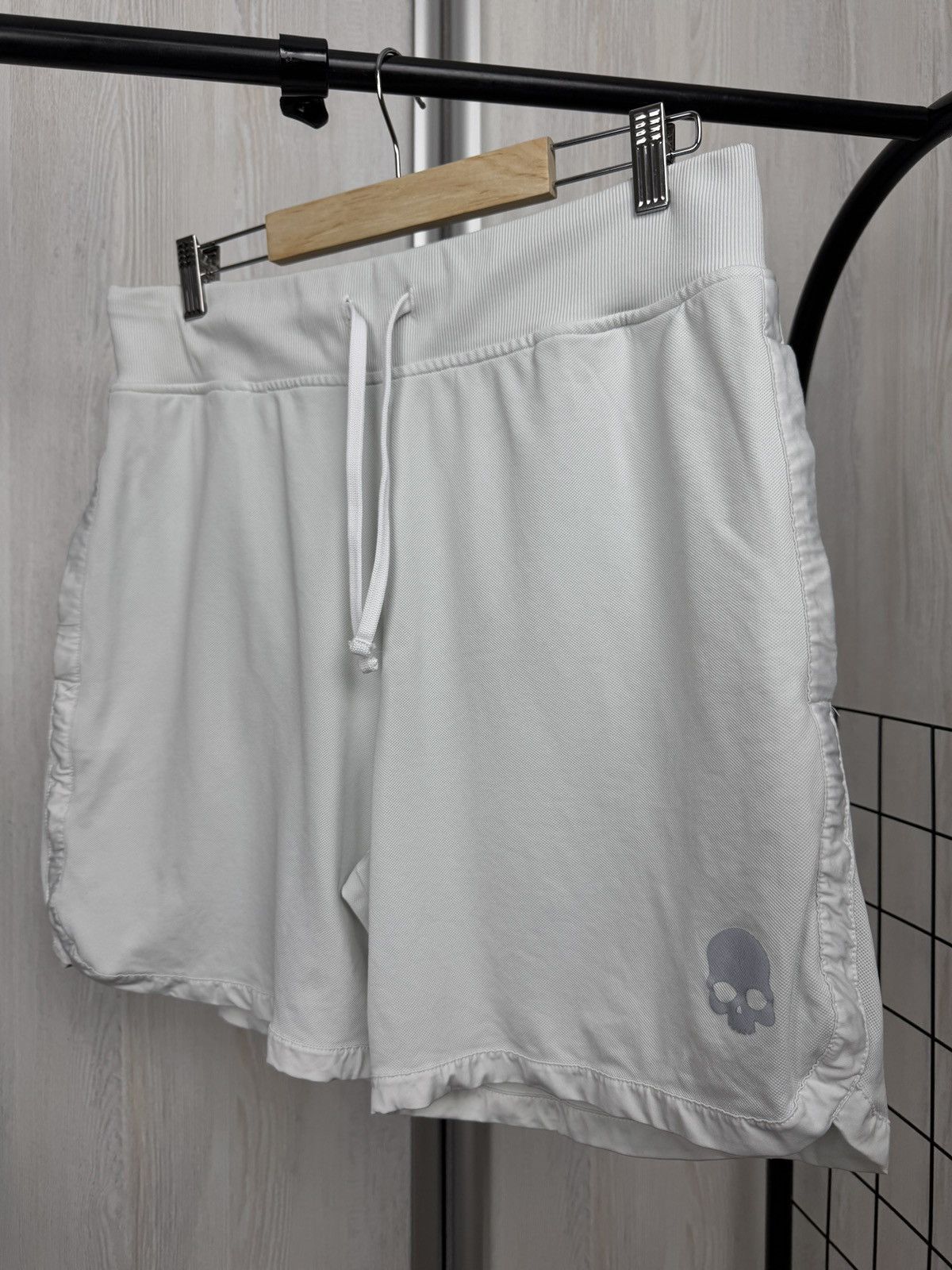 HYDROGEN Hydrogen white nylon reflective logo shorts Size US 36 / EU 52 - 3 Thumbnail
