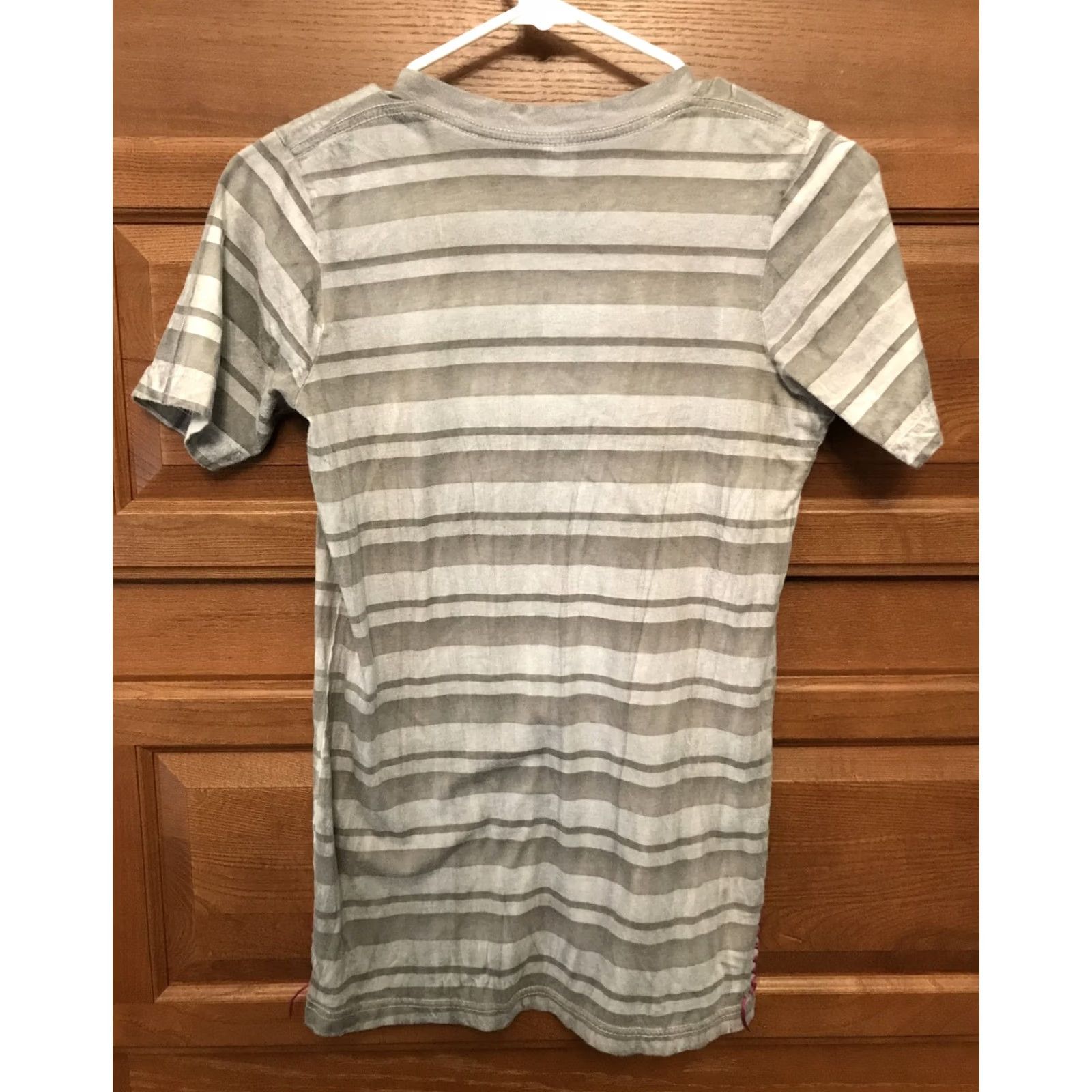 Affliction Affliction Shirt Women M V-Neck Gray B583 S/S Short Sleeve M Size M / US 6-8 / IT 42-44 - 2 Thumbnail