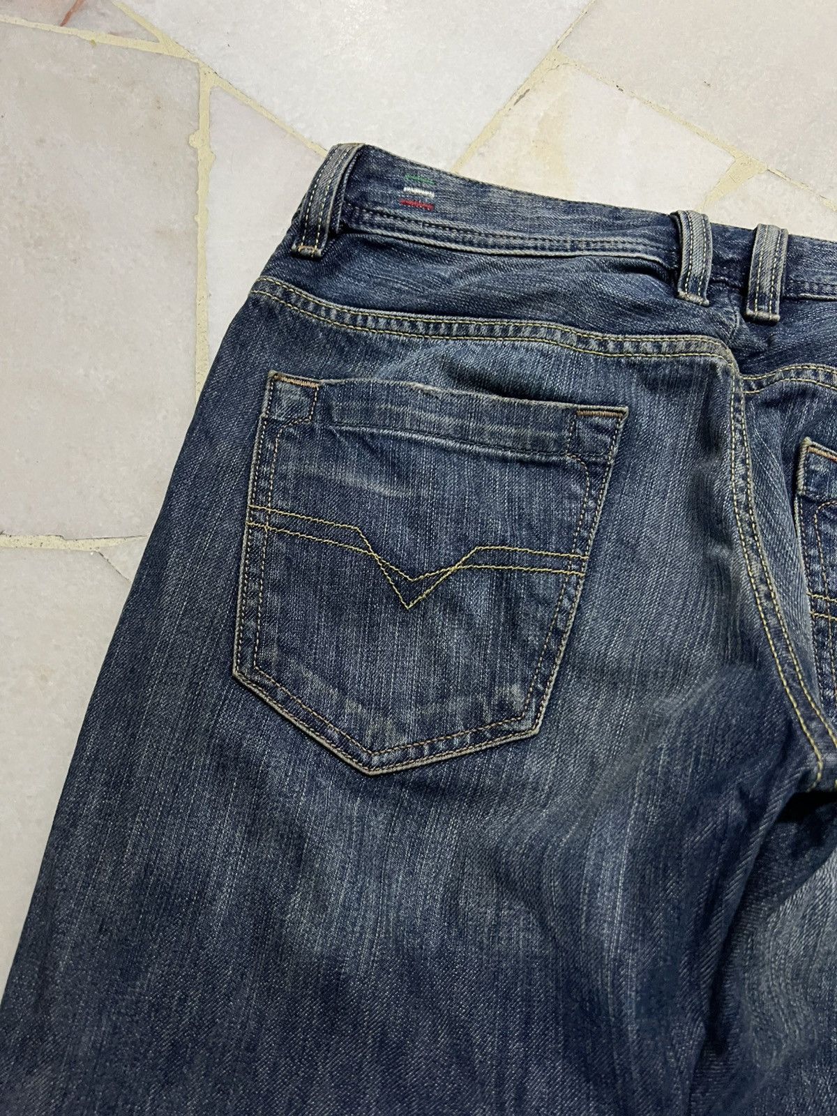 Diesel DIESEL INDUSTRY KAJO DISTRESSED JEANS Size US 30 / EU 46 - 17 Thumbnail