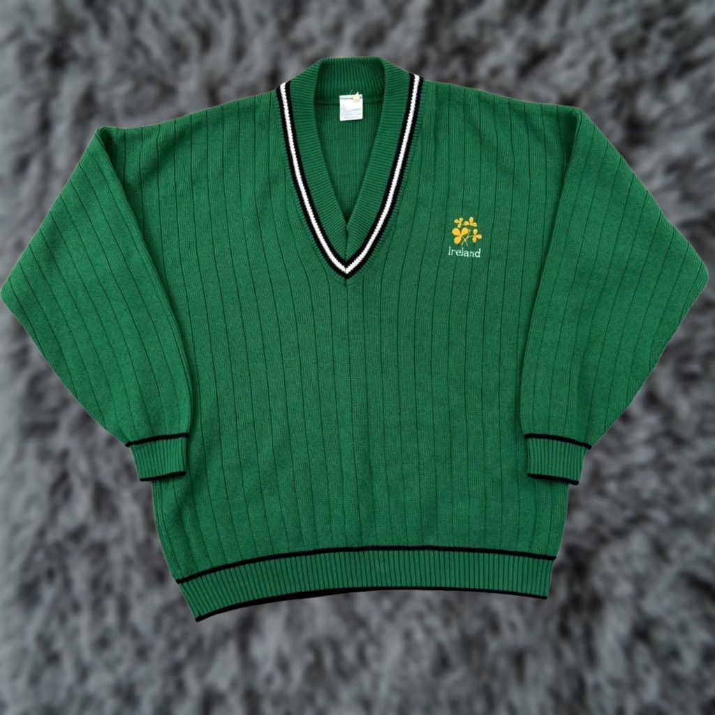 Vintage VINTAGE Country Collection Sweater Mens XL Green Ireland Knit V Neck Academia Preppy Pullover Crew Neck Size US XL / EU 56 / 4 - 1 Thumbnail