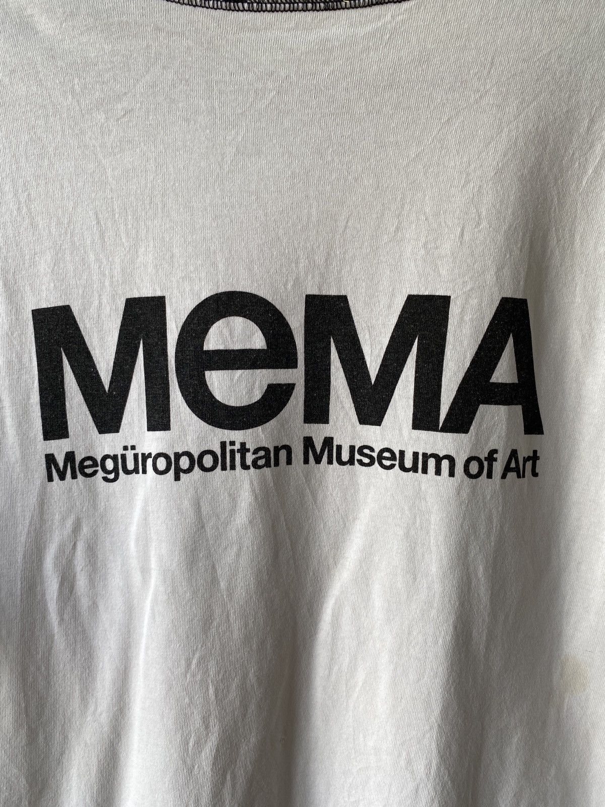 Art Comes First × Fuck Art, Make Tees 2000s - MEMA Meguropolitan Museum Of Art Tokyo Distressed Size US M / EU 48-50 / 2 - 6 Thumbnail