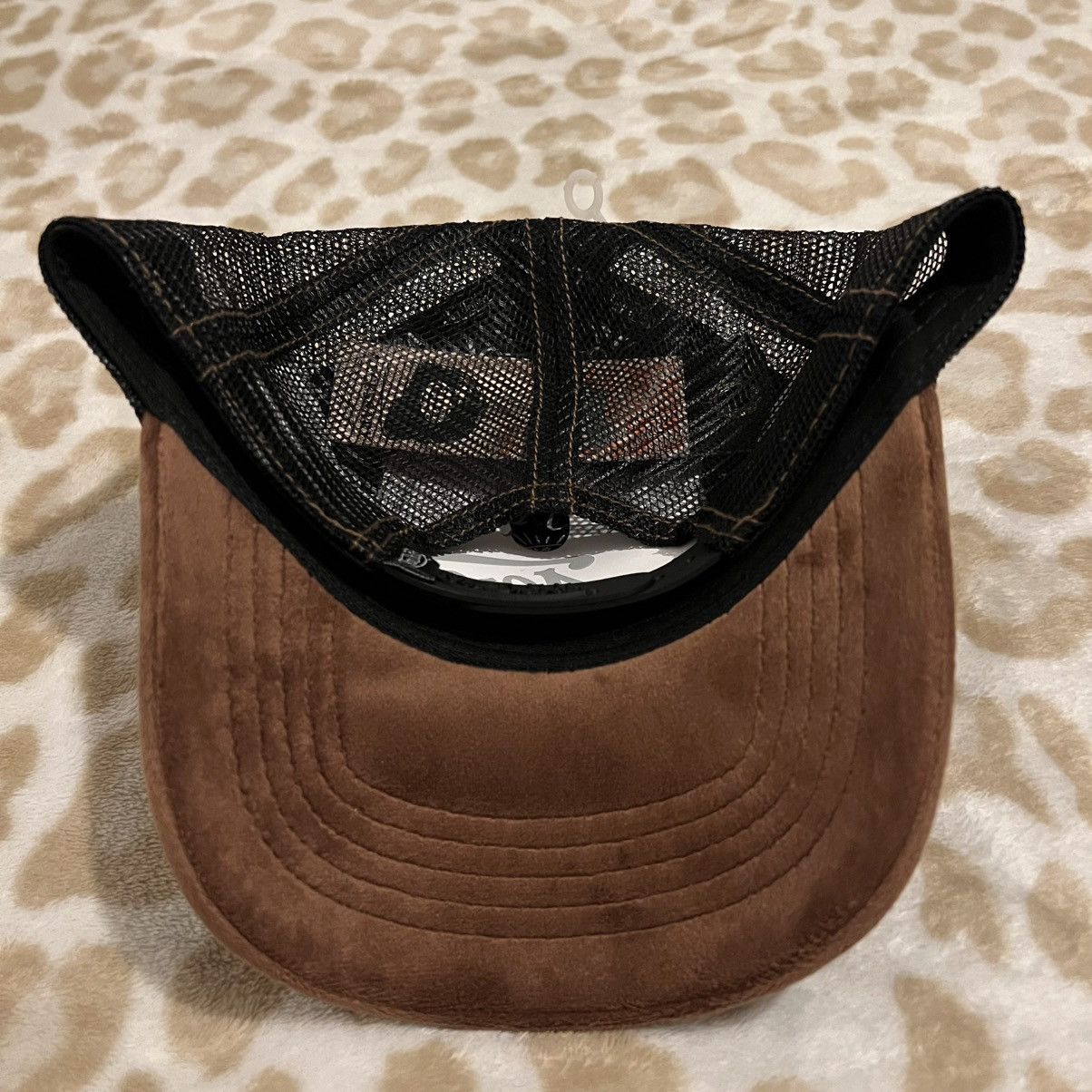 Von Dutch Von Dutch Brown Velvet Trucker 90$ Retail Size ONE SIZE - 2 Thumbnail