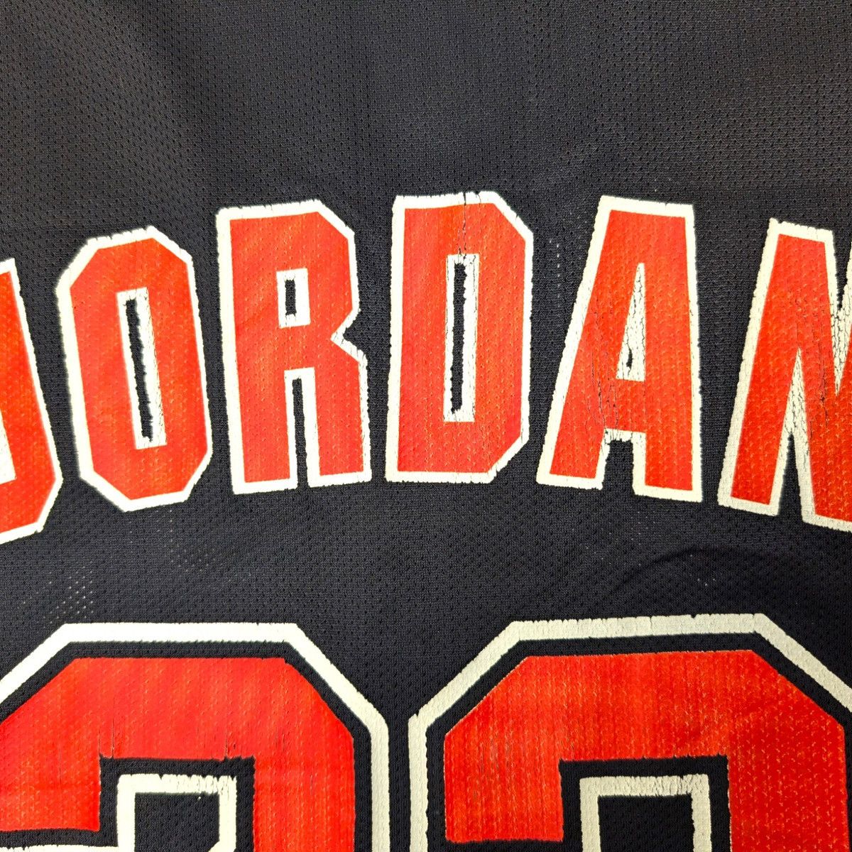 Champion Michael Jordan OG Basketball Away Black NBA bulls jersey vtg Size US XS / EU 42 / 0 - 12 Thumbnail