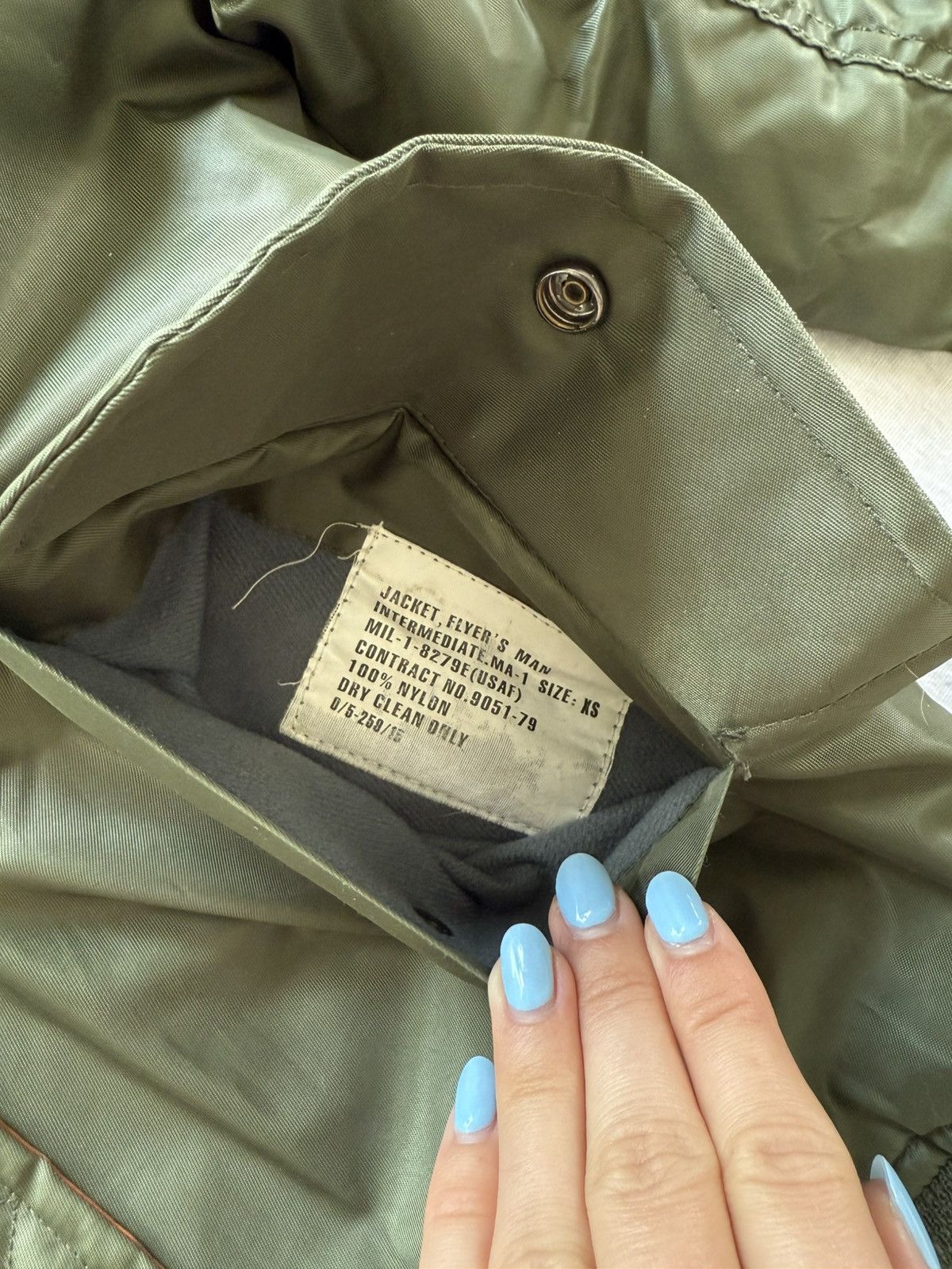 Delta Men’s Vintage flight MA1 Delta bomber jacket in khaki green Size US XS / EU 42 / 0 - 6 Thumbnail