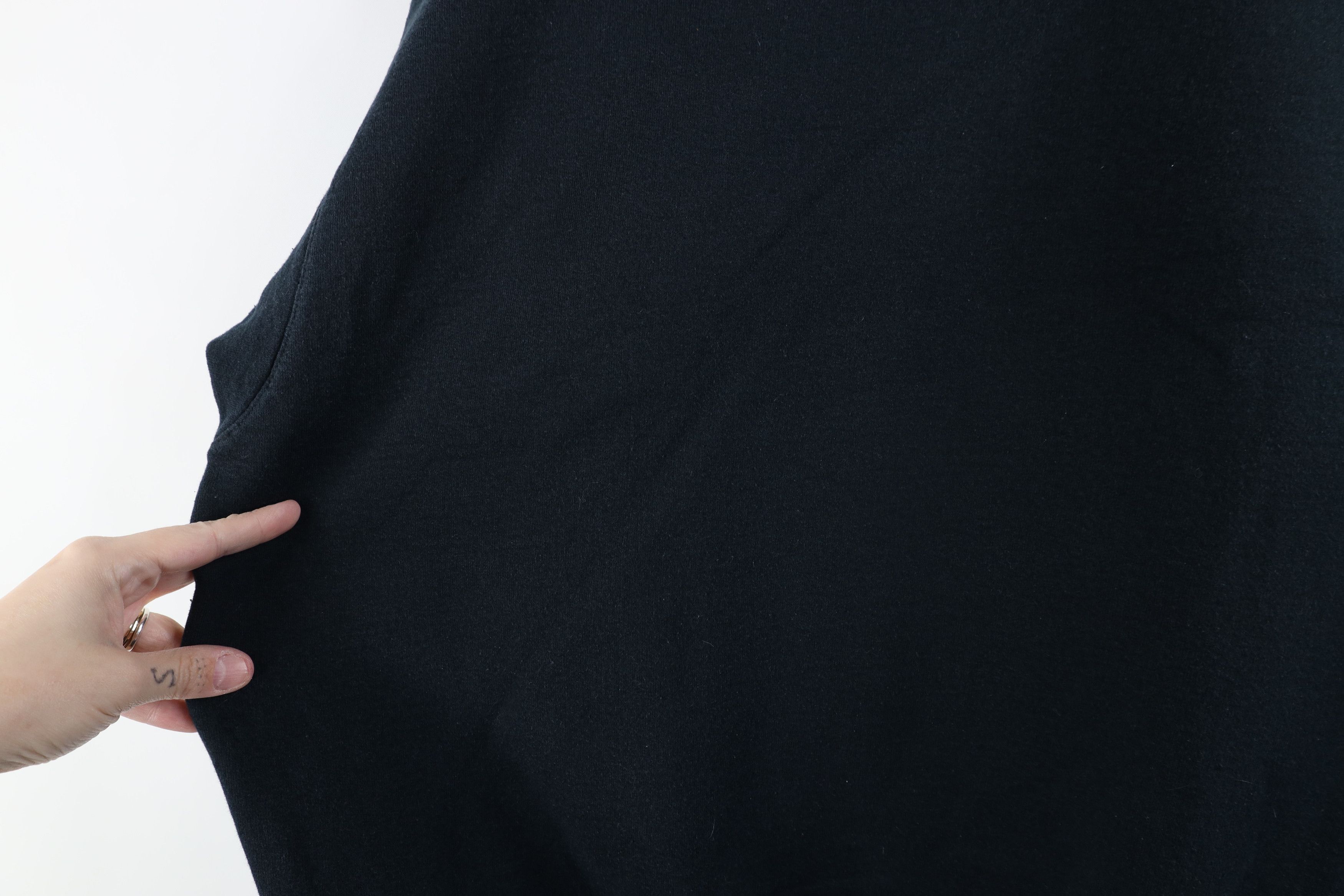 Champion × Vintage Vintage Champion Classic Logo Crewneck Sweatshirt Black Size US L / EU 52-54 / 3 - 11 Thumbnail
