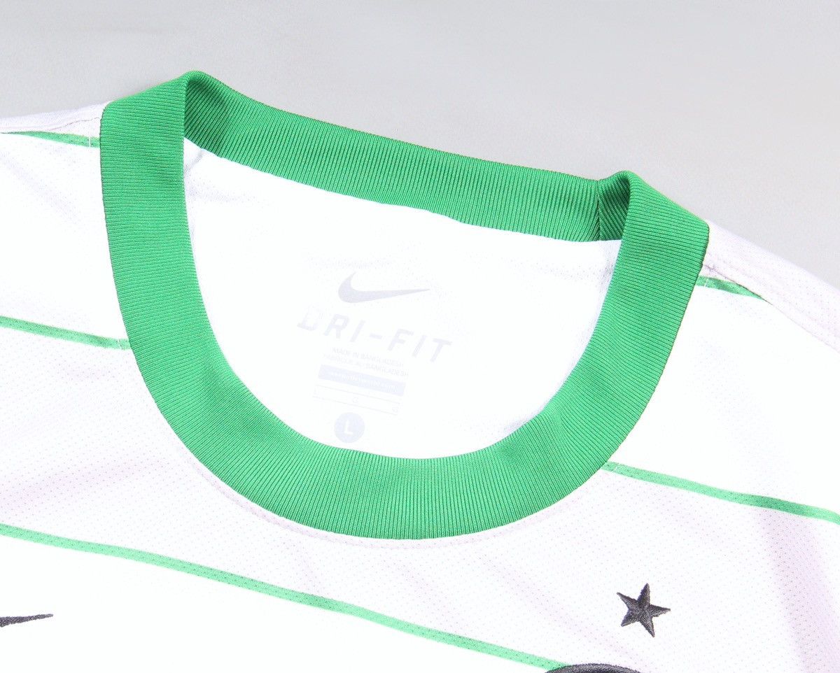 Nike Nike x Celtic 2011 Soccer Football Shirt Jersey Vintage L Size US L / EU 52-54 / 3 - 4 Thumbnail
