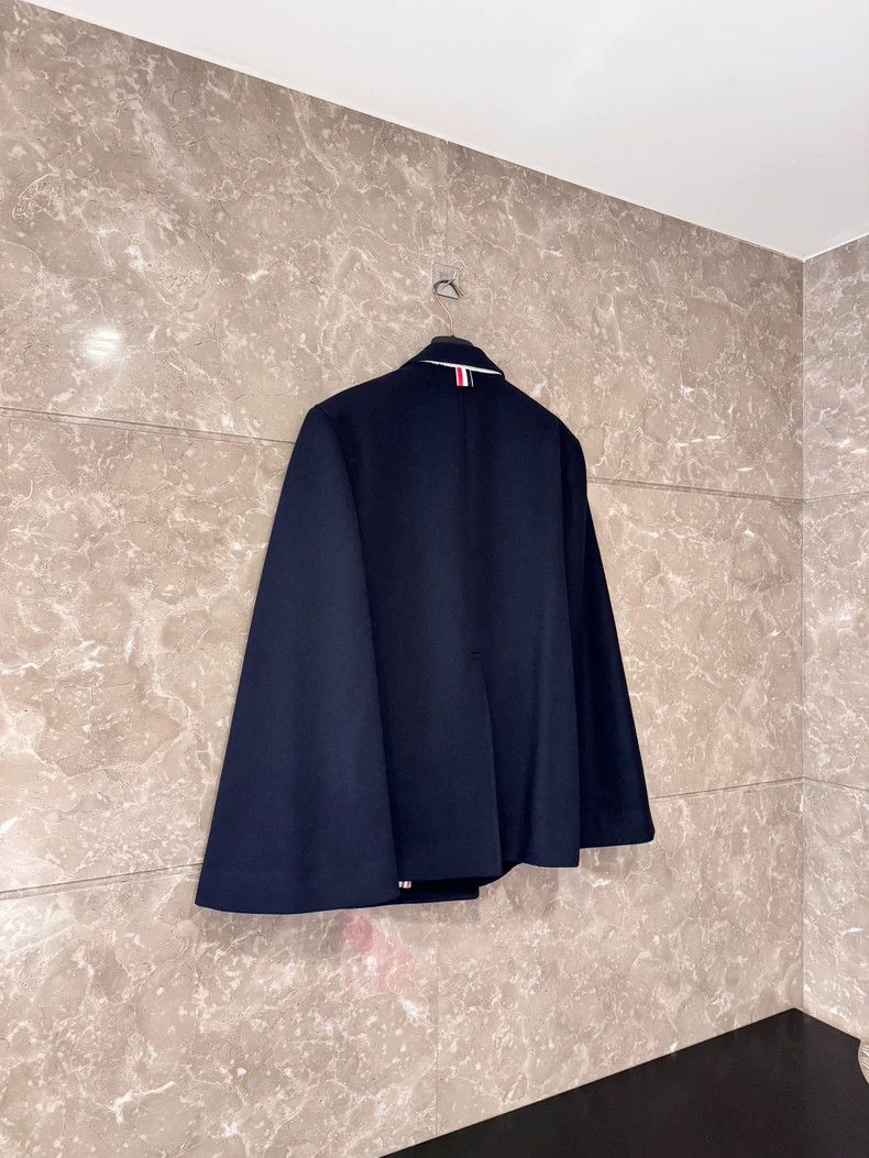 Thom Browne Thom Browne size0 A beautiful wool cloak Size US XS / EU 42 / 0 - 2 Thumbnail