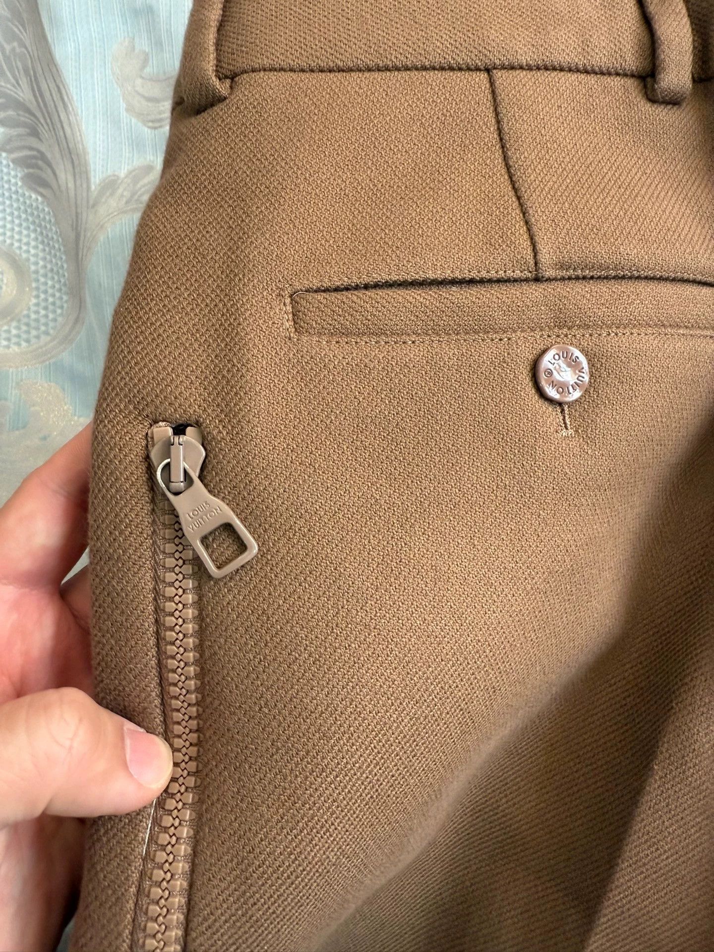Louis Vuitton LV Wool Meadow Straight Leg Wide Cuff Casual Pants Size 28" / US 6 / IT 42 - 4 Thumbnail