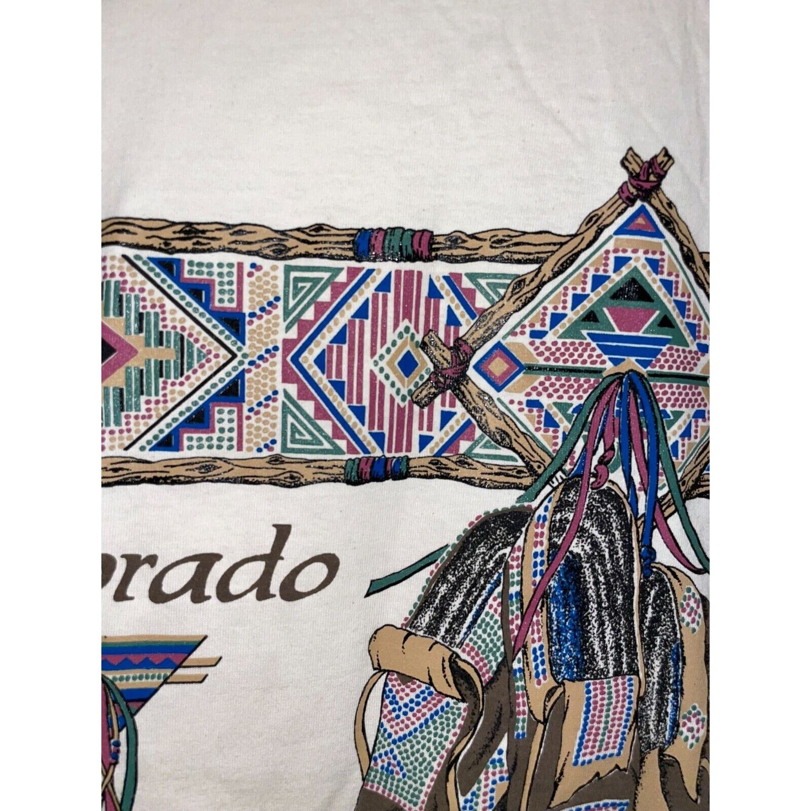 Jerzees 90s CO Colorado Native American Mocassin Shoes Art Shirt L Size US L / EU 52-54 / 3 - 5 Thumbnail