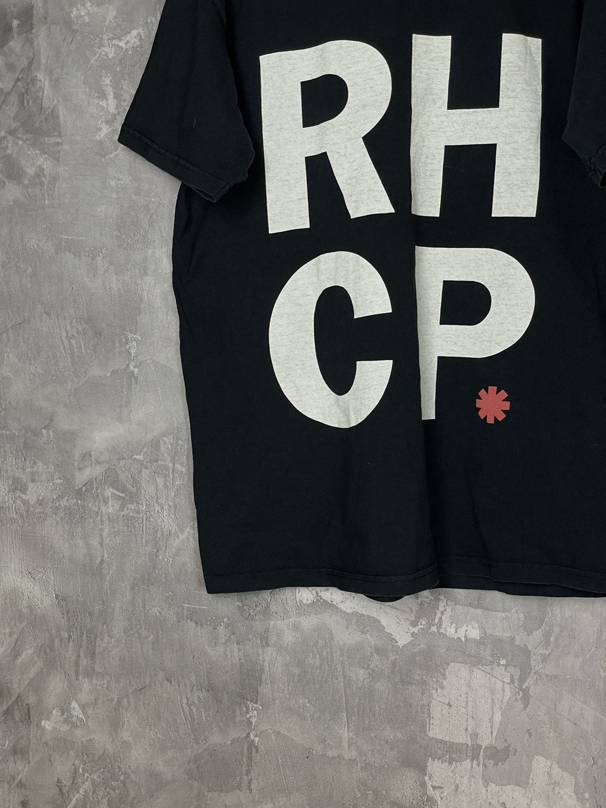 Band Tees Red Hot Chilipeppers Bant Tees Logo Graphic T shirt Size US M / EU 48-50 / 2 - 5 Thumbnail
