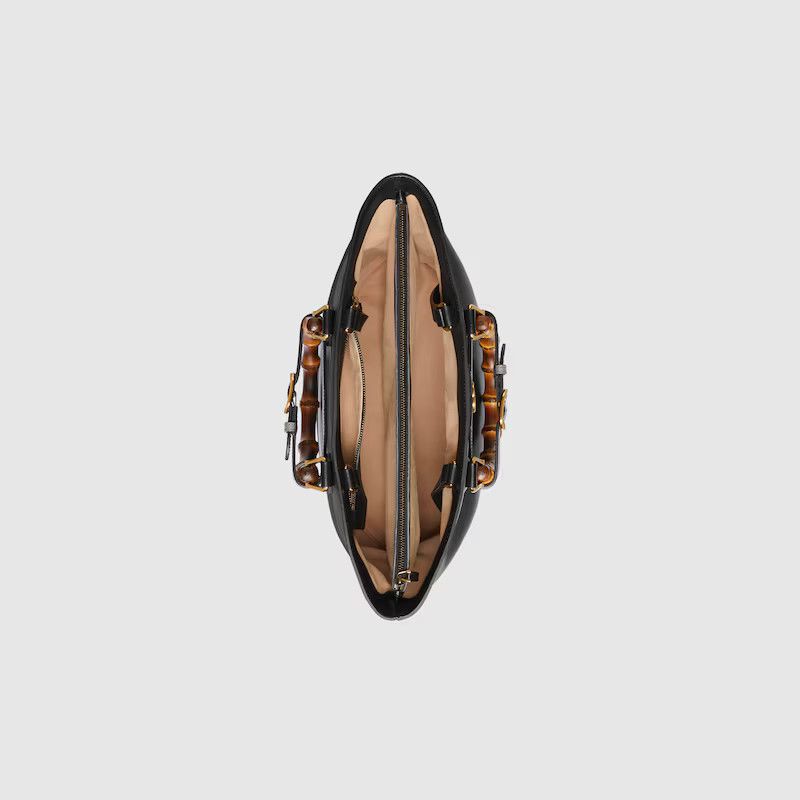 Gucci o1s1wg110225 Size: OS / Diana Medium Tote Bag in Black Size ONE SIZE - 10 Thumbnail