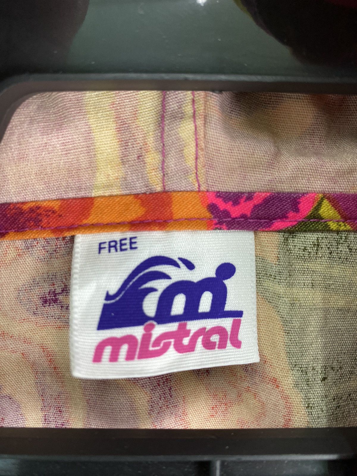 Vintage Mistral Size US M / EU 48-50 / 2 - 5 Thumbnail
