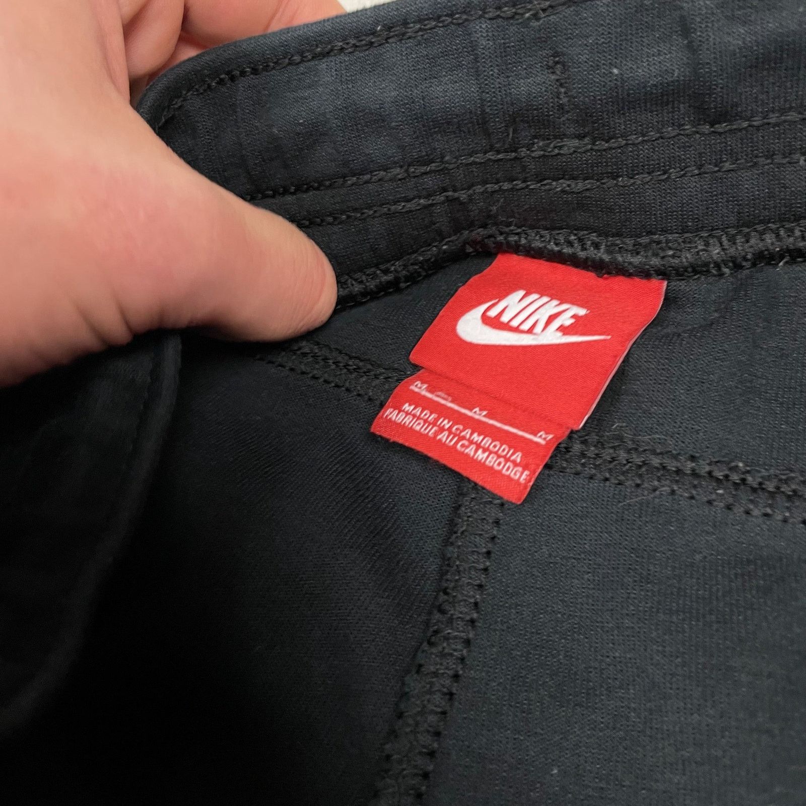 Nike Nike Men's Black Swoosh Spellout Straight Leg Joggers Pant M Size US 30 / EU 46 - 6 Thumbnail