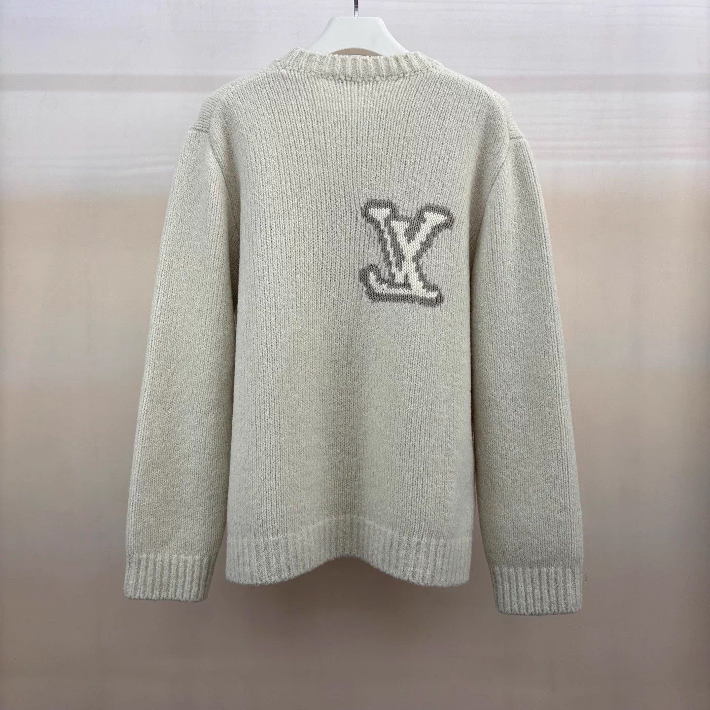 Louis Vuitton LV Logo Intarsia Teddy Sweater M 100% Wool Size US M / EU 48-50 / 2 - 2 Thumbnail