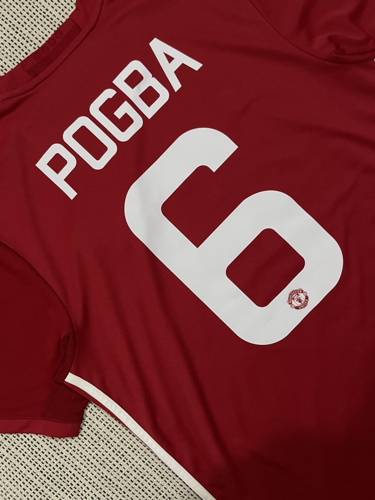 Adidas Manchester United 2016 Home Kit Nameset 6 Pogba Size US M / EU 48-50 / 2 - 1 Thumbnail