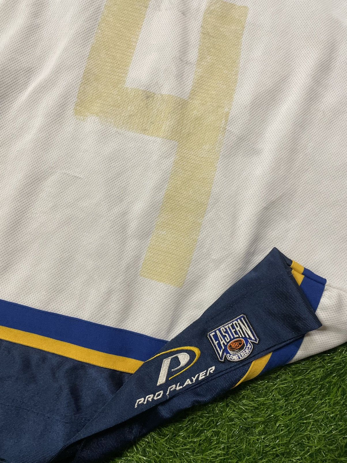 NHL × Pro Player × Vintage Vintage Pro Player NHL St Louis Blues Jersey Size Medium Size US M / EU 48-50 / 2 - 5 Thumbnail