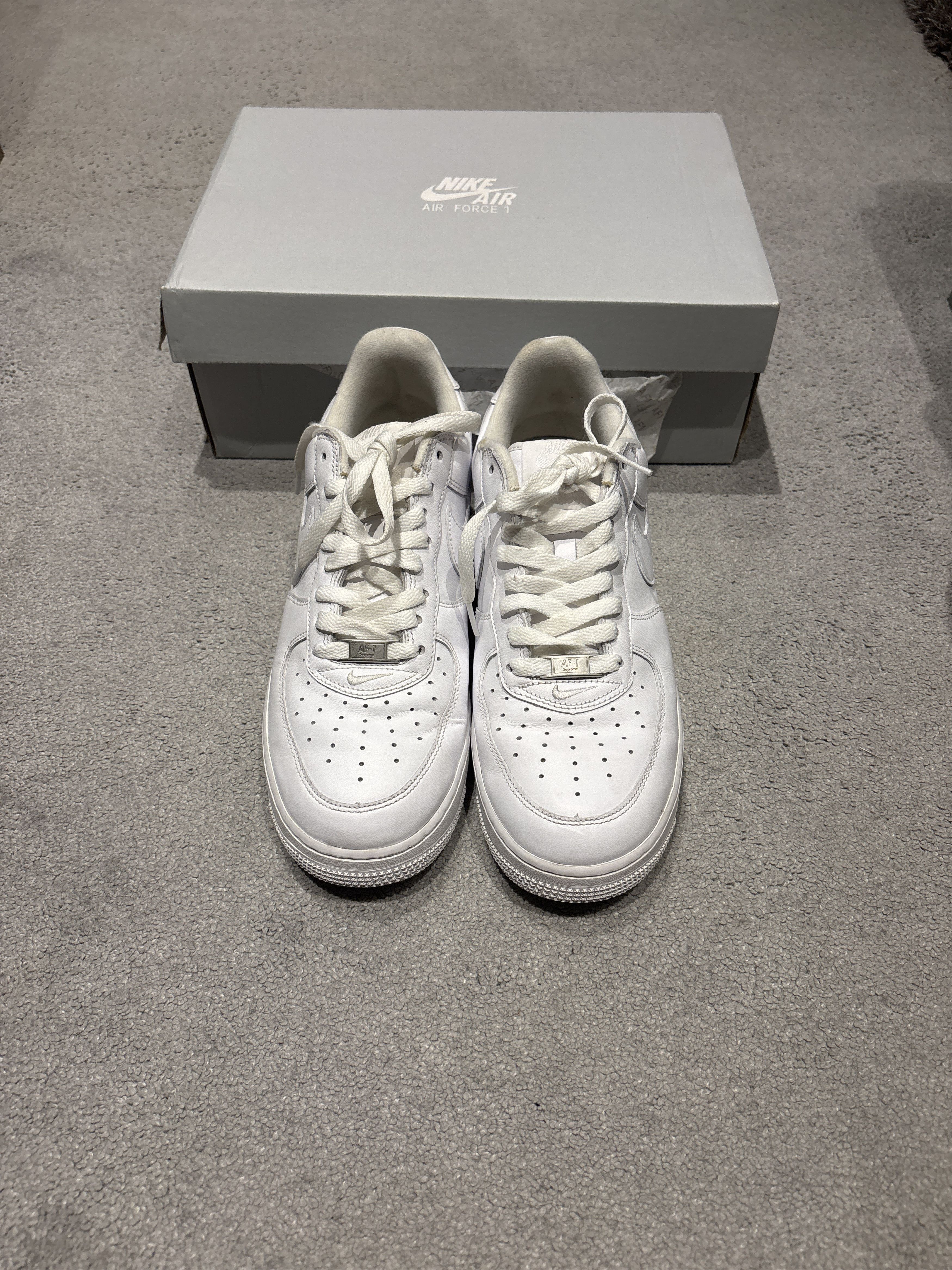 Nike × Supreme Nike x Supreme Air Force 1s Size US 9 / EU 42 - 3 Thumbnail