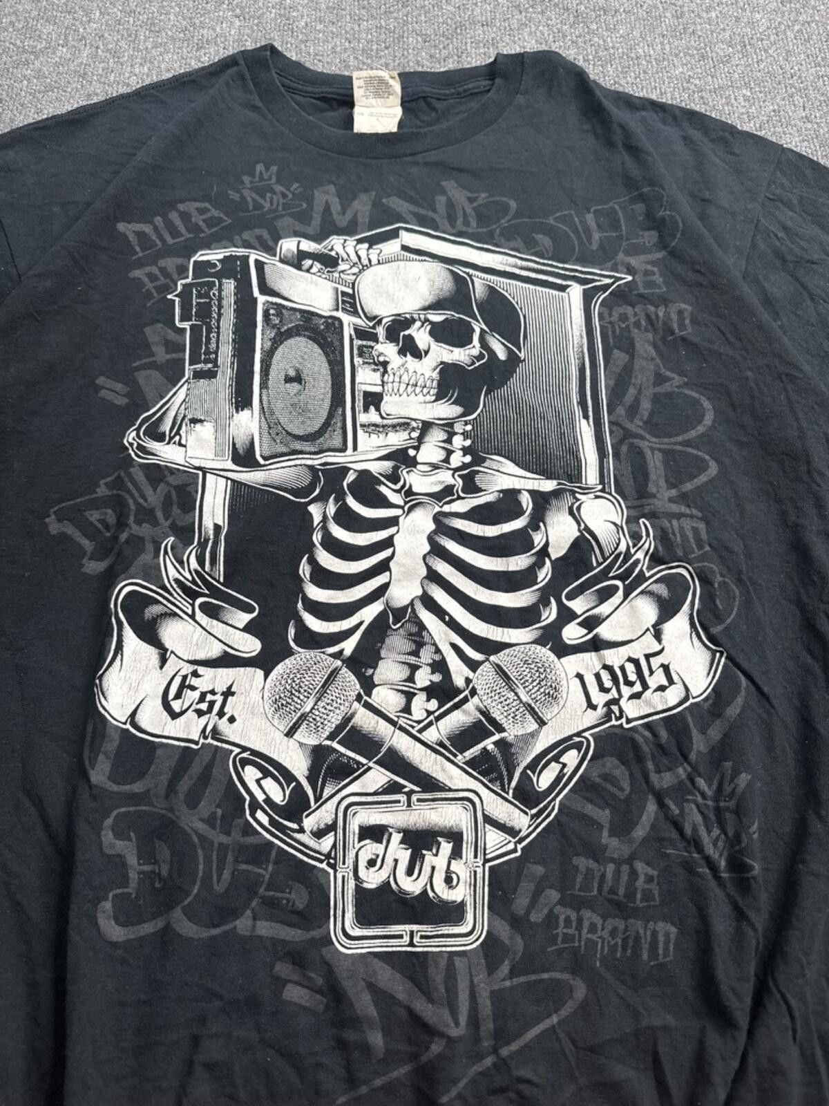 Rolling Dub Trio Y2K DUB Skeleton DJ BoomBox Speaker Streetwear Tshirt XL Size US XL / EU 56 / 4 - 4 Thumbnail