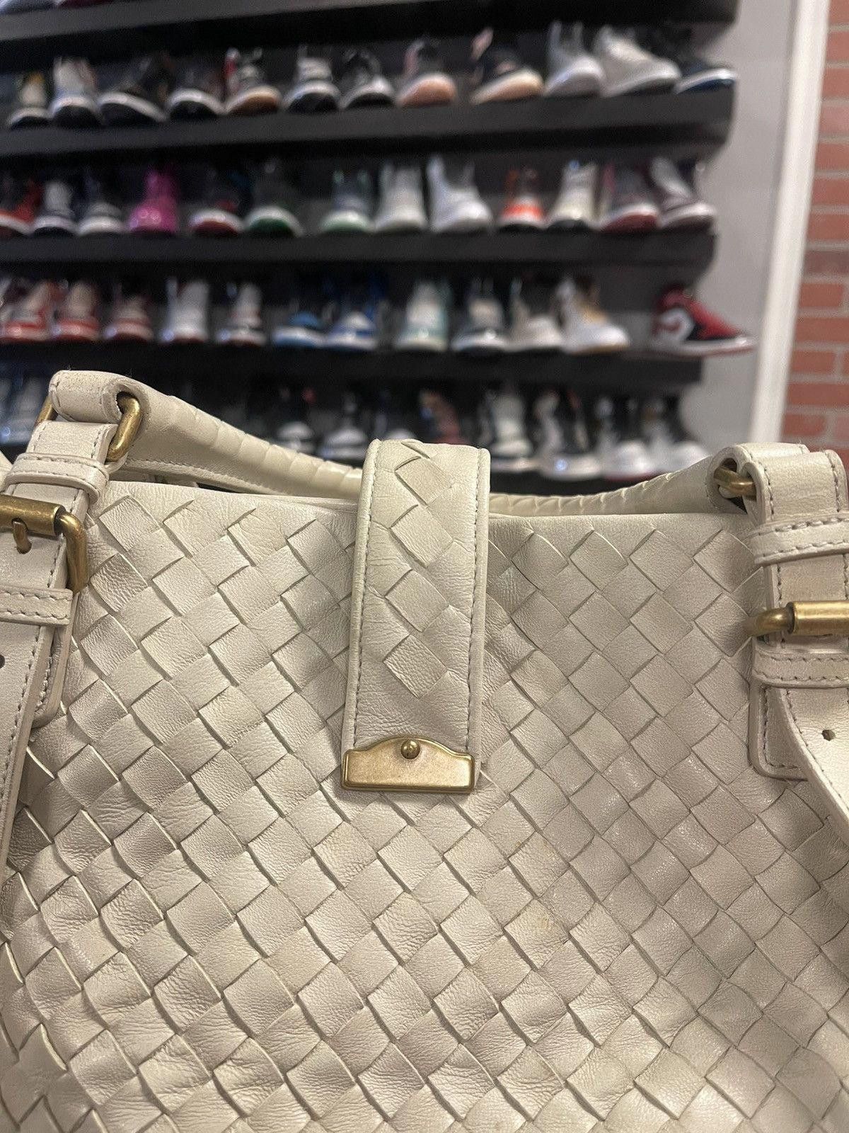 Bottega Veneta Bottega Venta Nappa Intrecciato Medium Roma Tote Marmo Size ONE SIZE - 8 Thumbnail