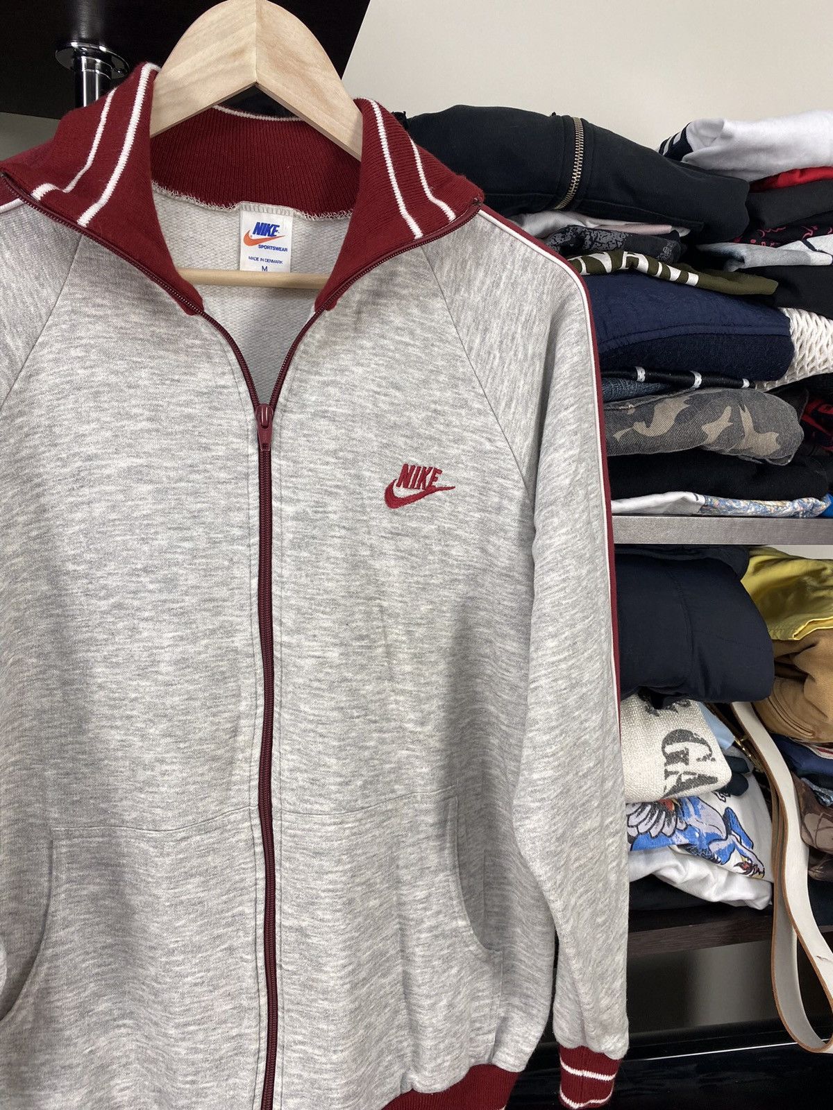 Nike × Vintage Vintage Y2K Nike Small Logo Sweatshirt Size US S / EU 44-46 / 1 - 3 Thumbnail