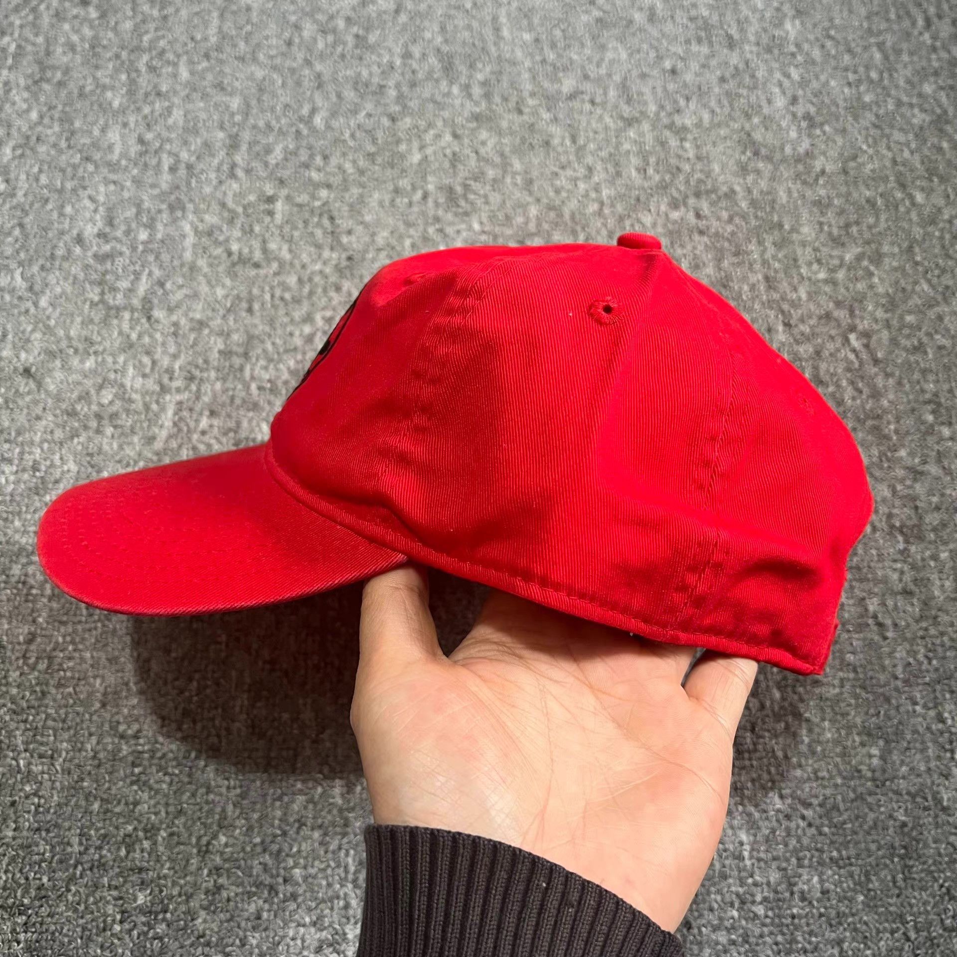 Cross Colours Cross Colours Classic EmbroideredCurvedBrim Baseball Cap. Q7 Size ONE SIZE - 5 Thumbnail