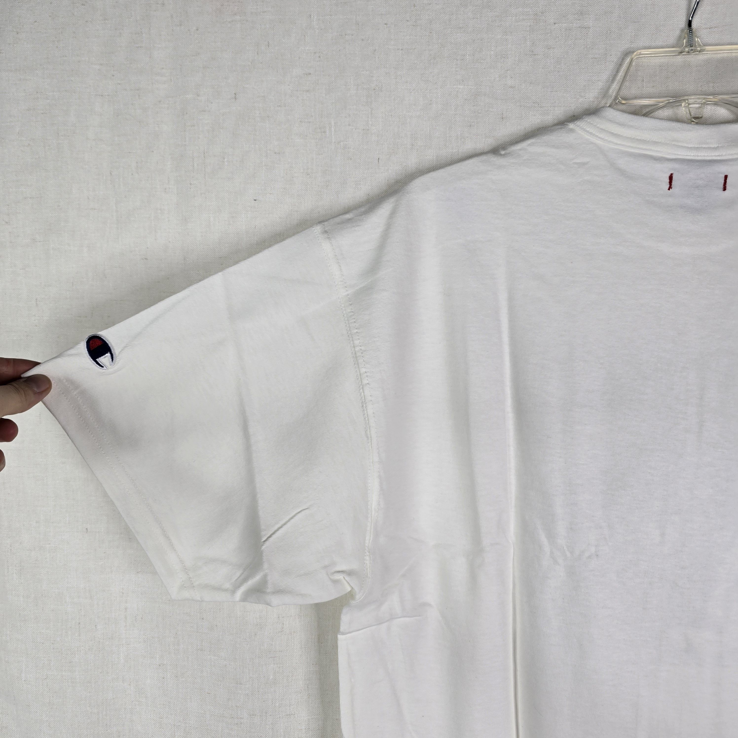CLOT × Champion New Champion × Clot Mens Large Ying Yang Cat White Tshirt Size US L / EU 52-54 / 3 - 4 Thumbnail