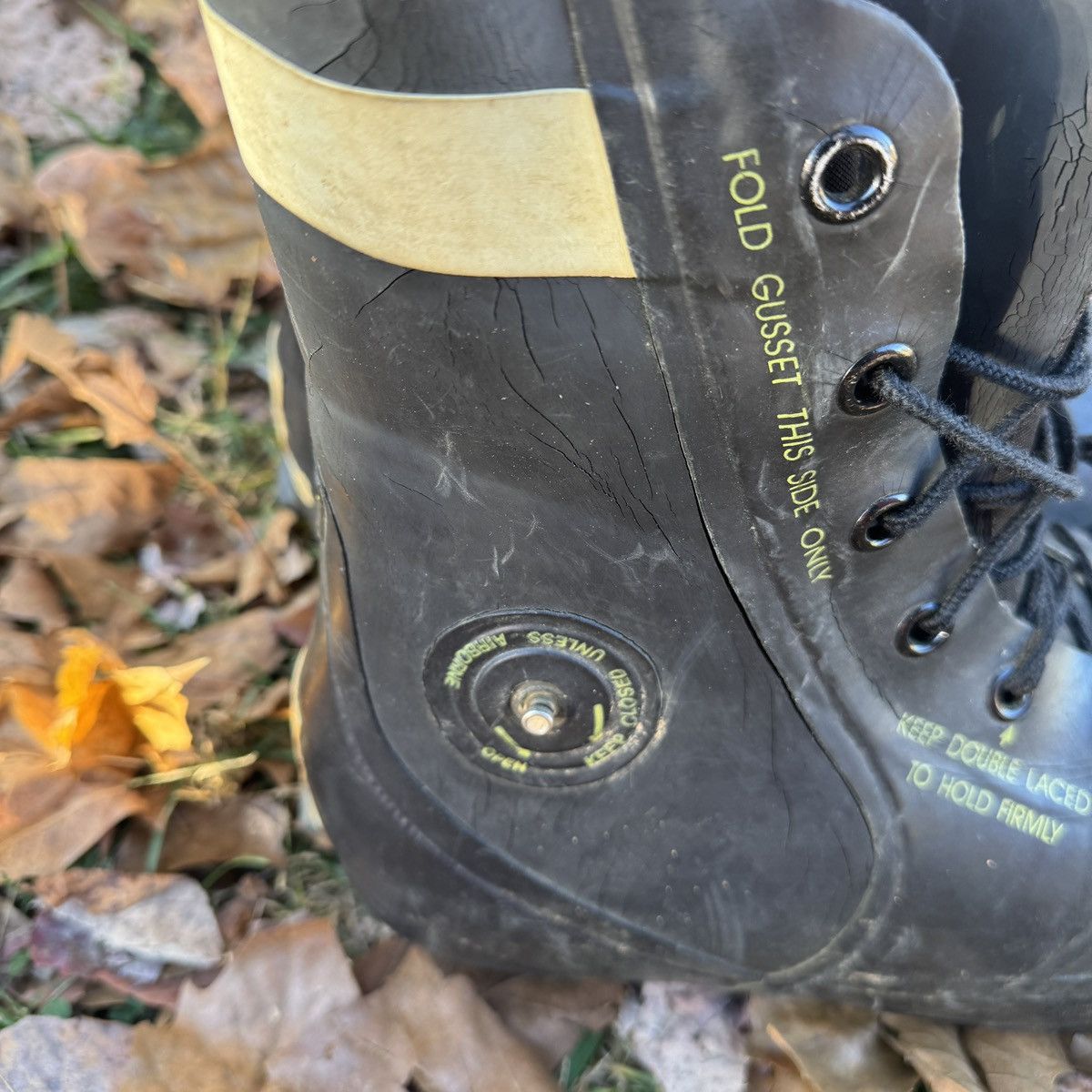 Vintage Vintage Military Bunny/Mickey Boots size 9R Size US 9 / EU 42 - 12 Thumbnail